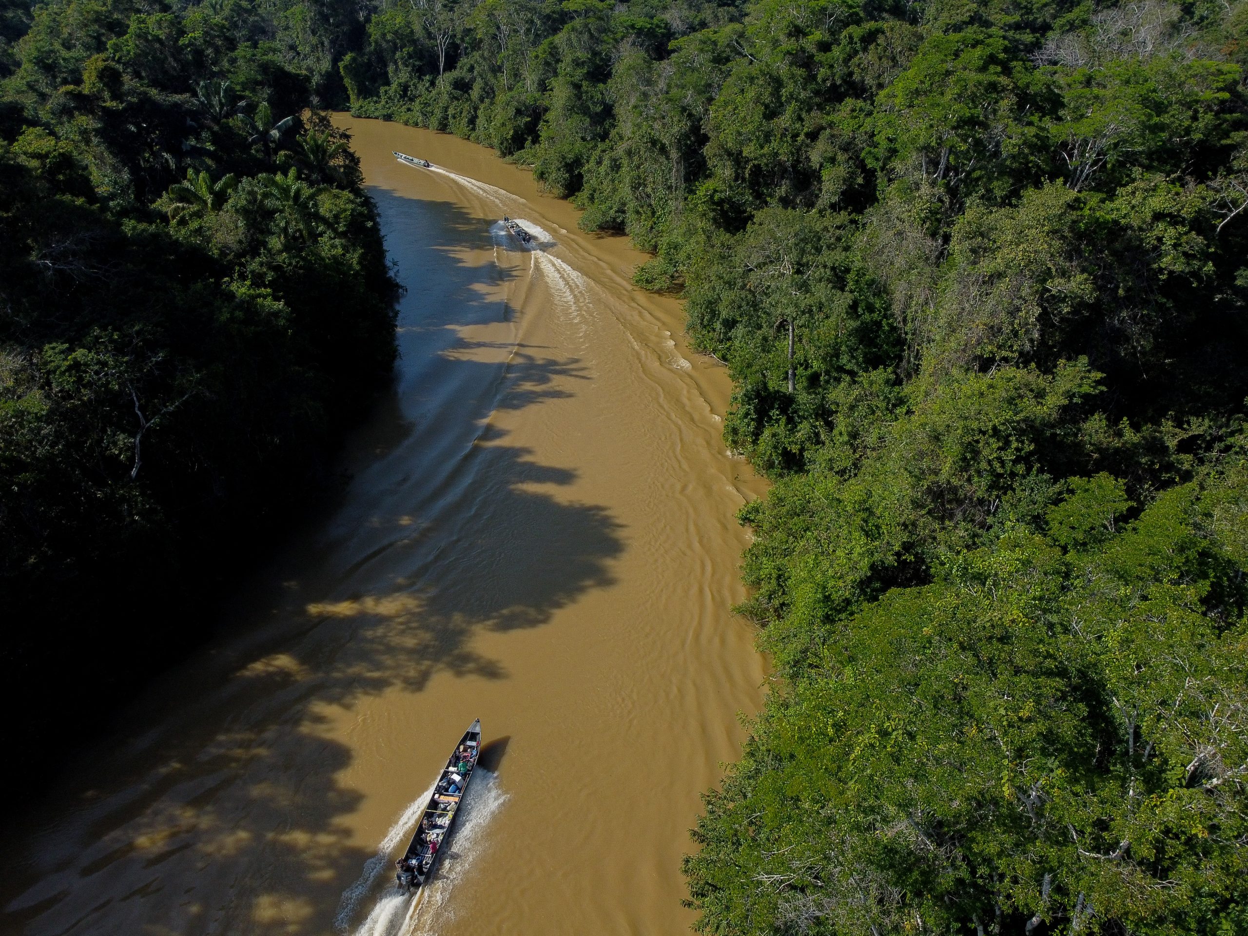 Operação Êxodo: Depois de causar uma crise humanitária, garimpeiros do Brasil fogem da Terra Indígena Yanomami