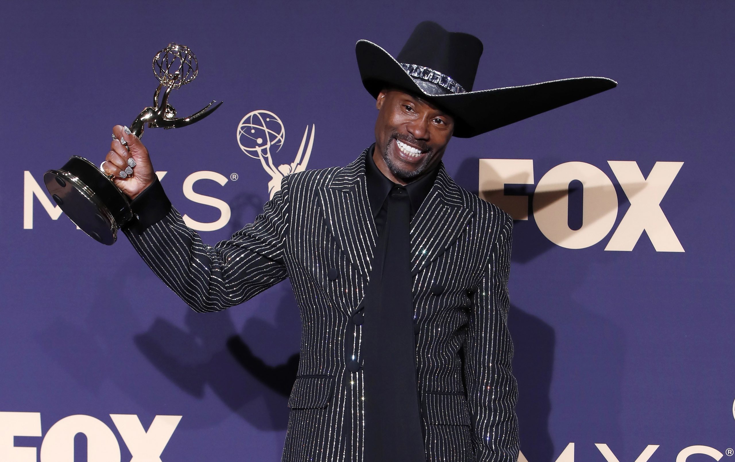 Billy Porter faz história como primeiro gay afro-americano a vencer Emmy de Melhor Ator