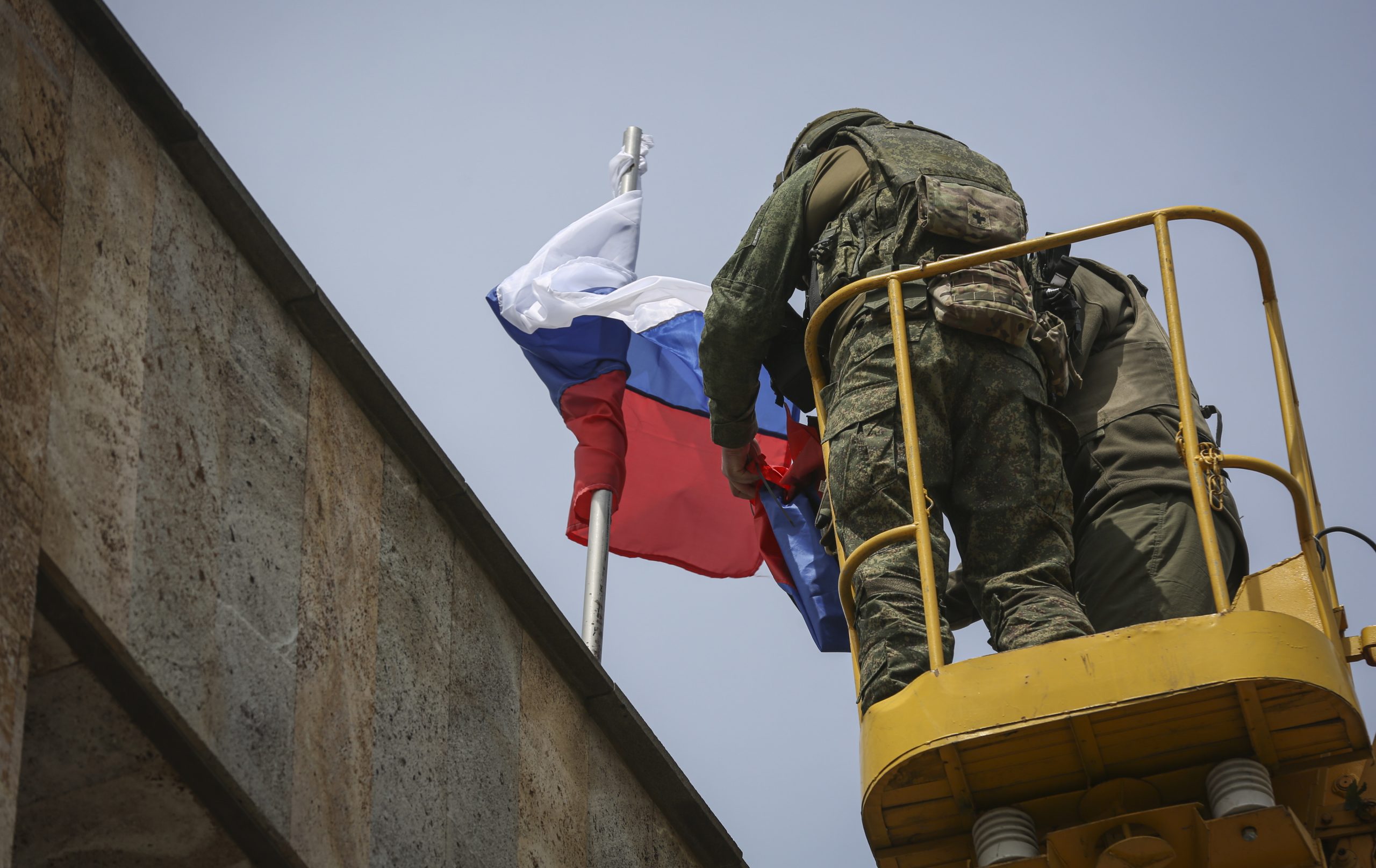 Quem era a tenente-coronel que Putin distinguiu de “Heroína da Rússia”?