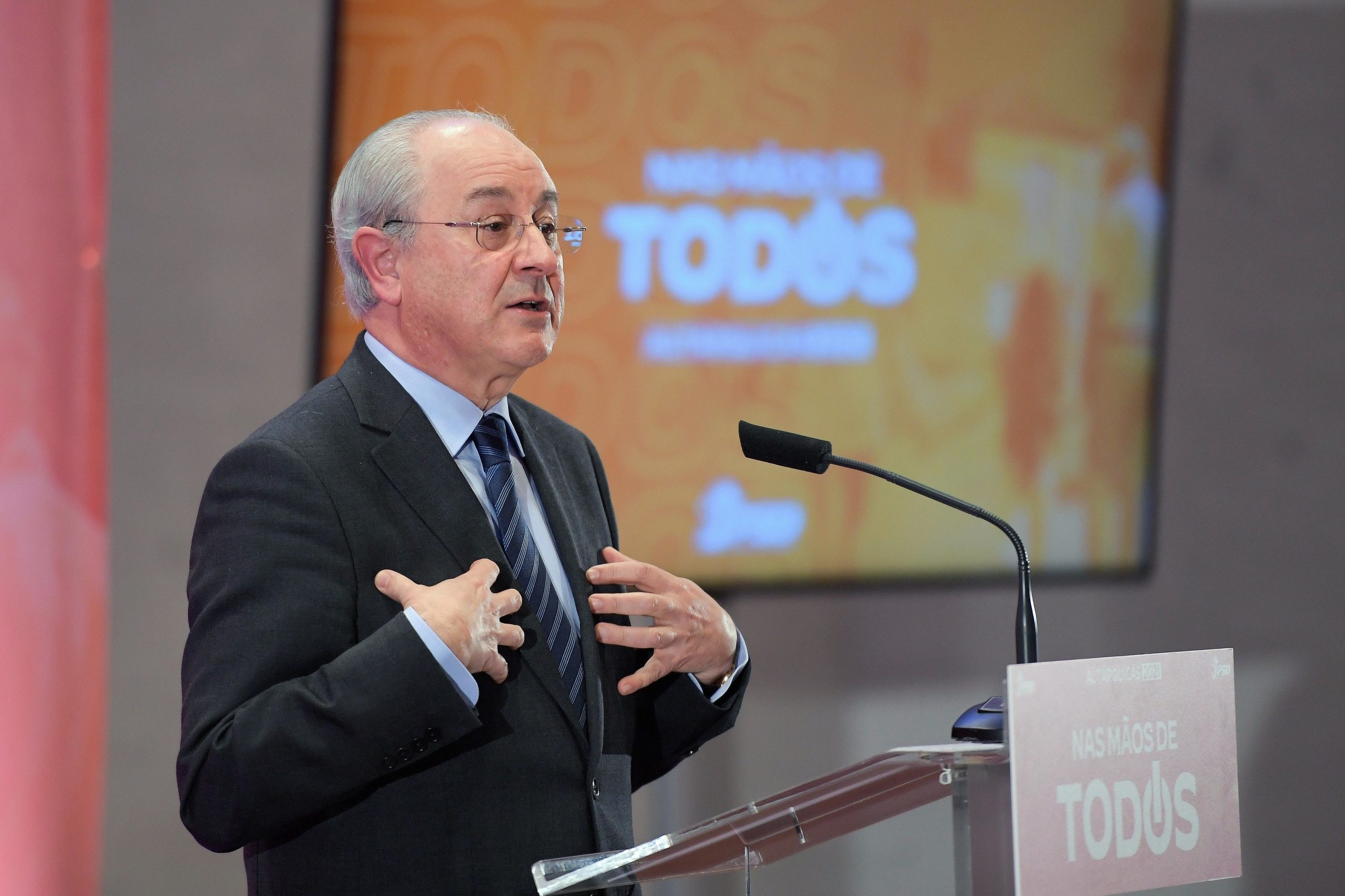 Novo Banco: Rio relaciona pedido do PS de audição de Moedas com autárquicas