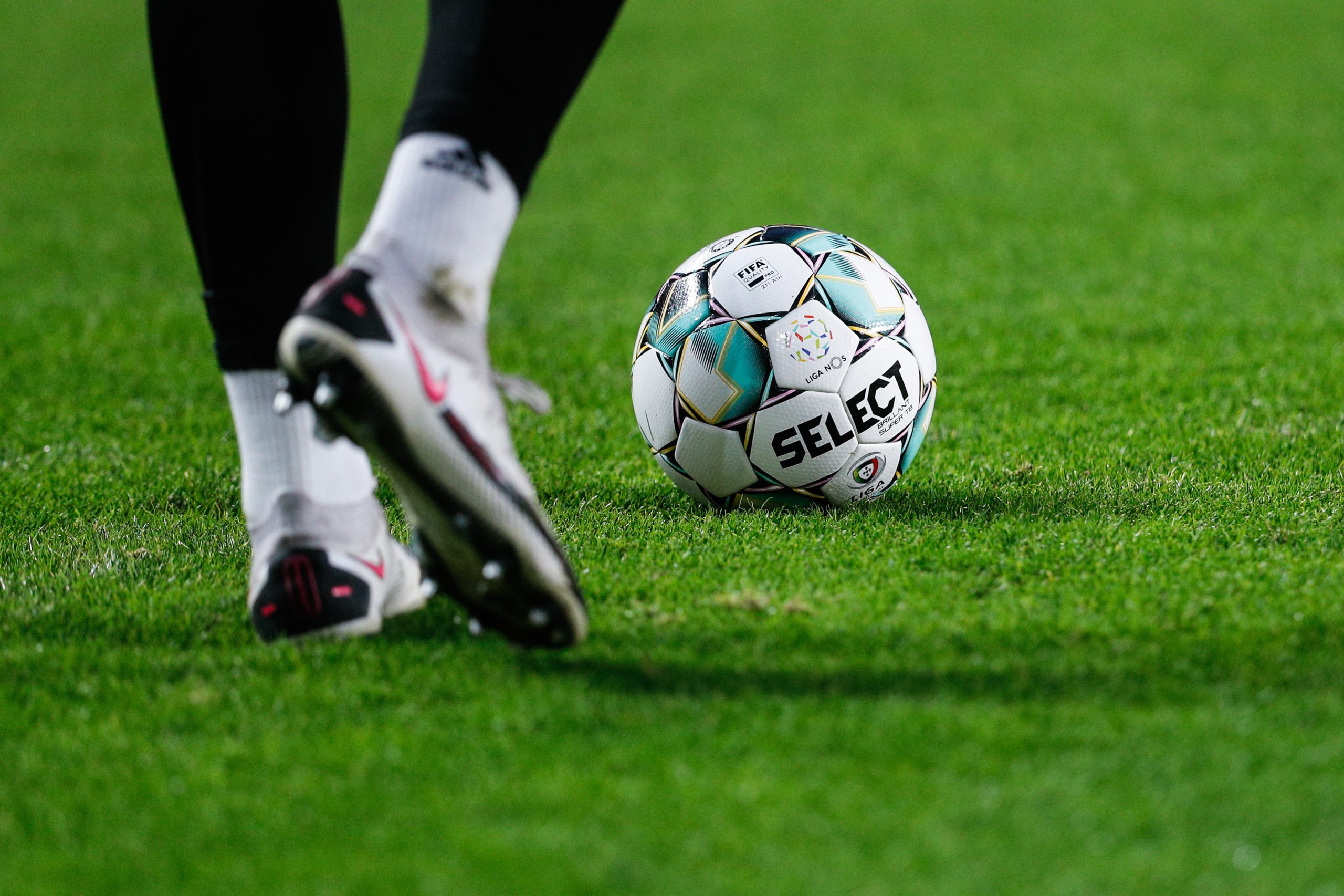 Contributo do futebol português para o PIB sobe 11% para 550 milhões de euros na última época