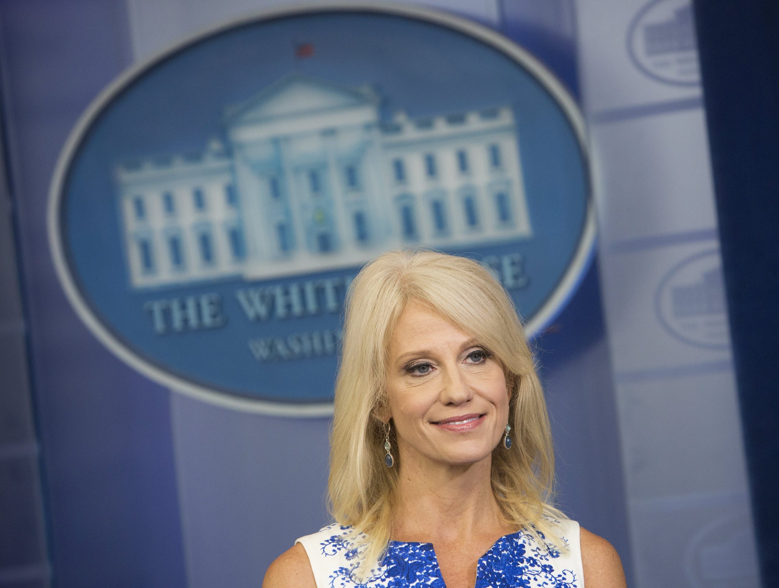 Assessora da Casa Branca diz que Trump não teve contacto com Jeffrey Epstein
