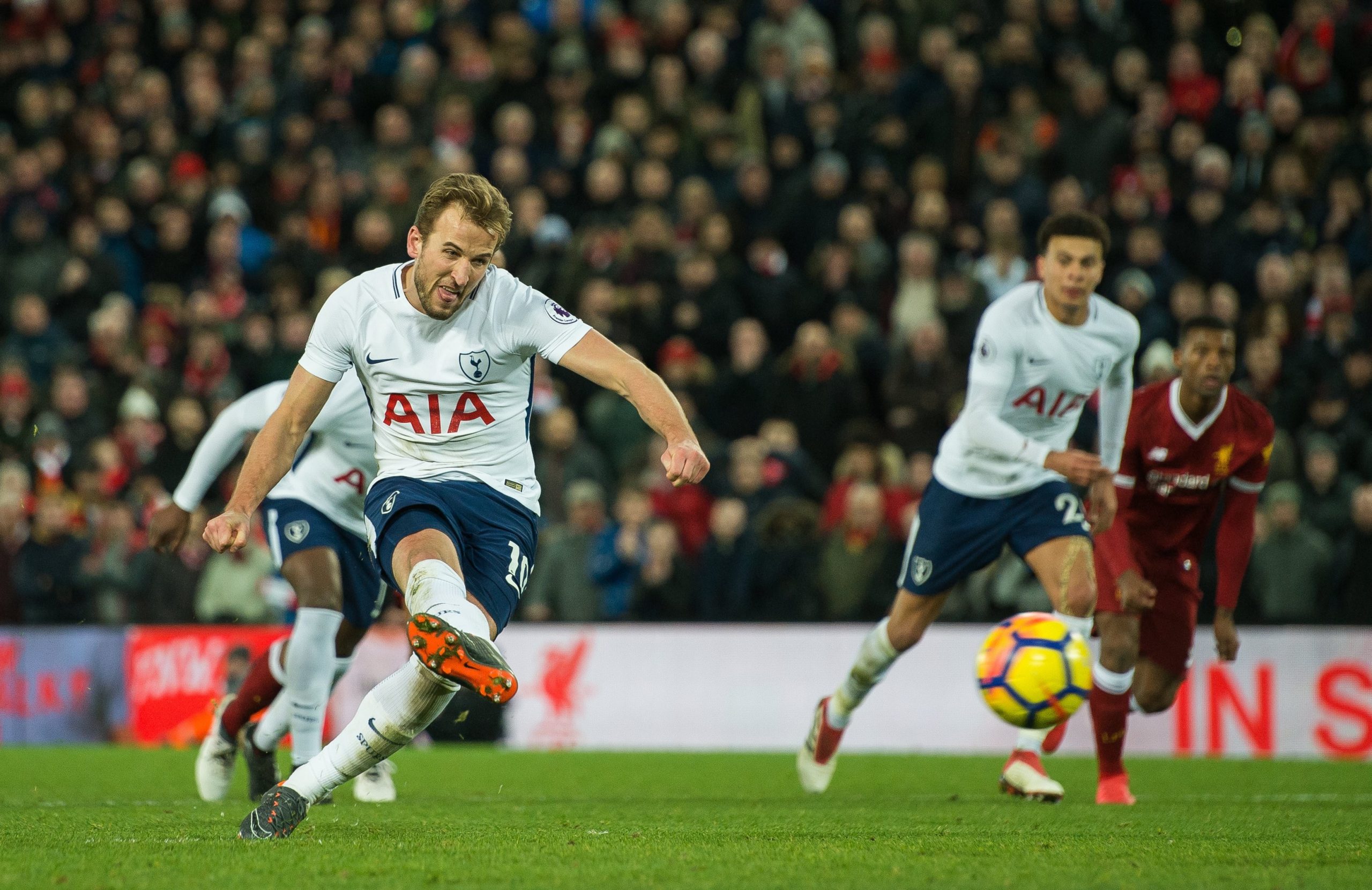 Tottenham empata 2-2 com Rochdale e adia decisão na Taça de Inglaterra