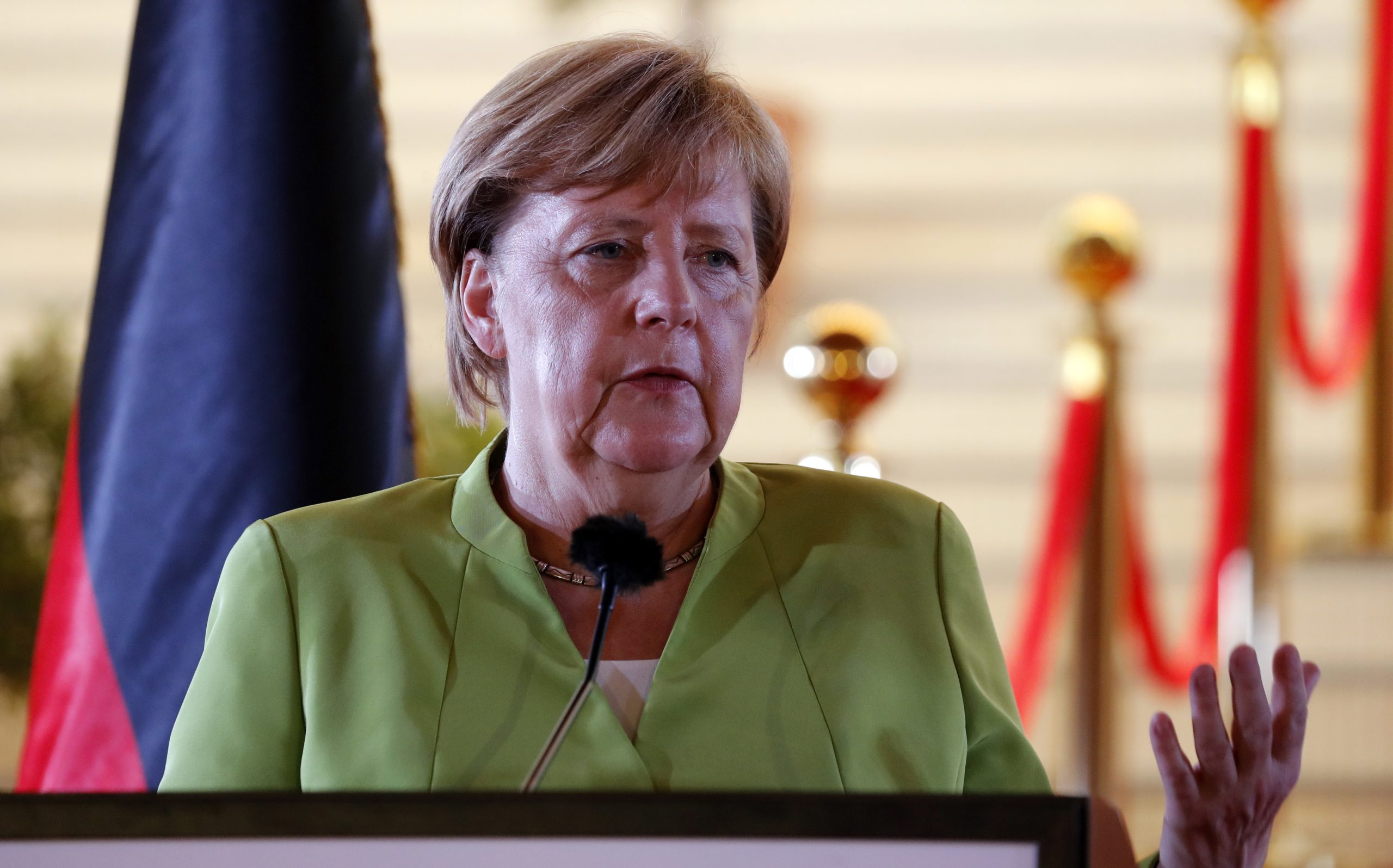 Merkel pede aos alemães que se unam contra o ódio. Portugueses em Chemnitz negam discriminação