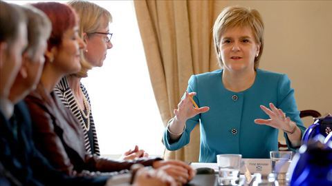 Escócia: Referendo sobre independência é de “senso comum” e pode acontecer em 2018, diz Sturgeon