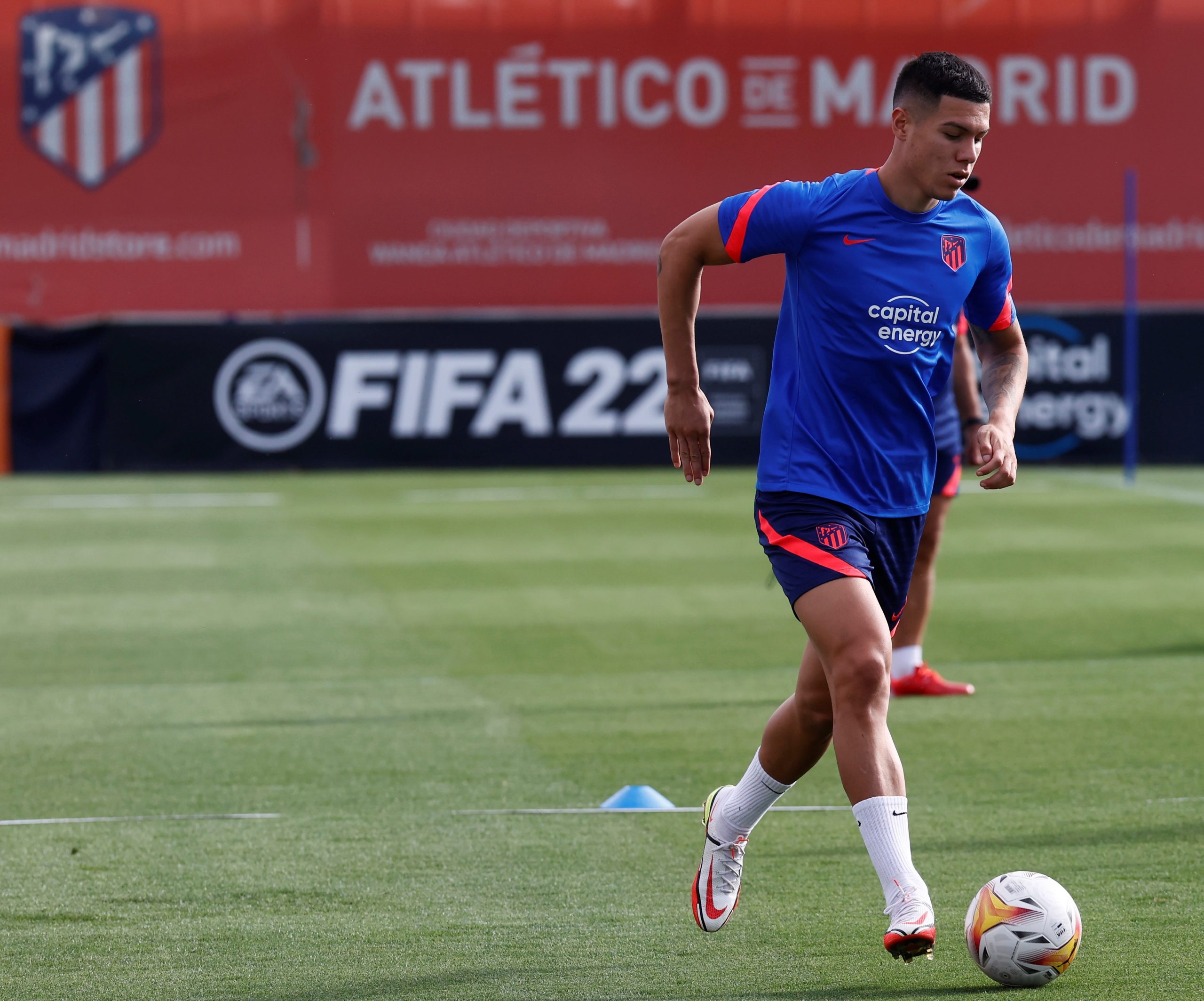 Nehuen Pérez renova com Atlético de Madrid até 2026 e é emprestado à Udinese