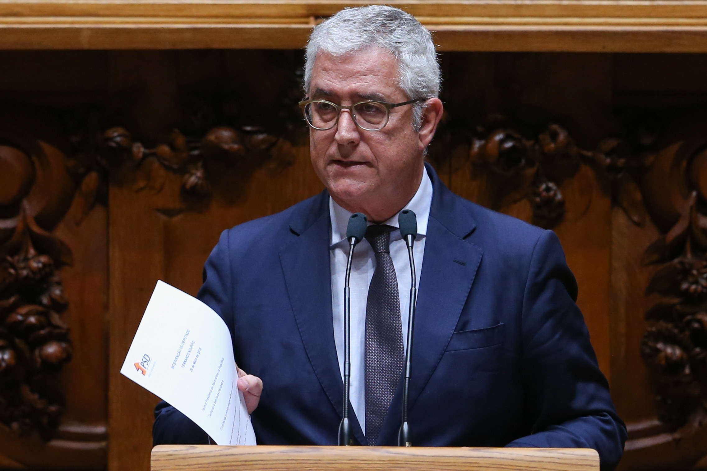 Governo: PSD e CDS acusados de “traição” a professores, Negrão responde que “não suporta o PS”