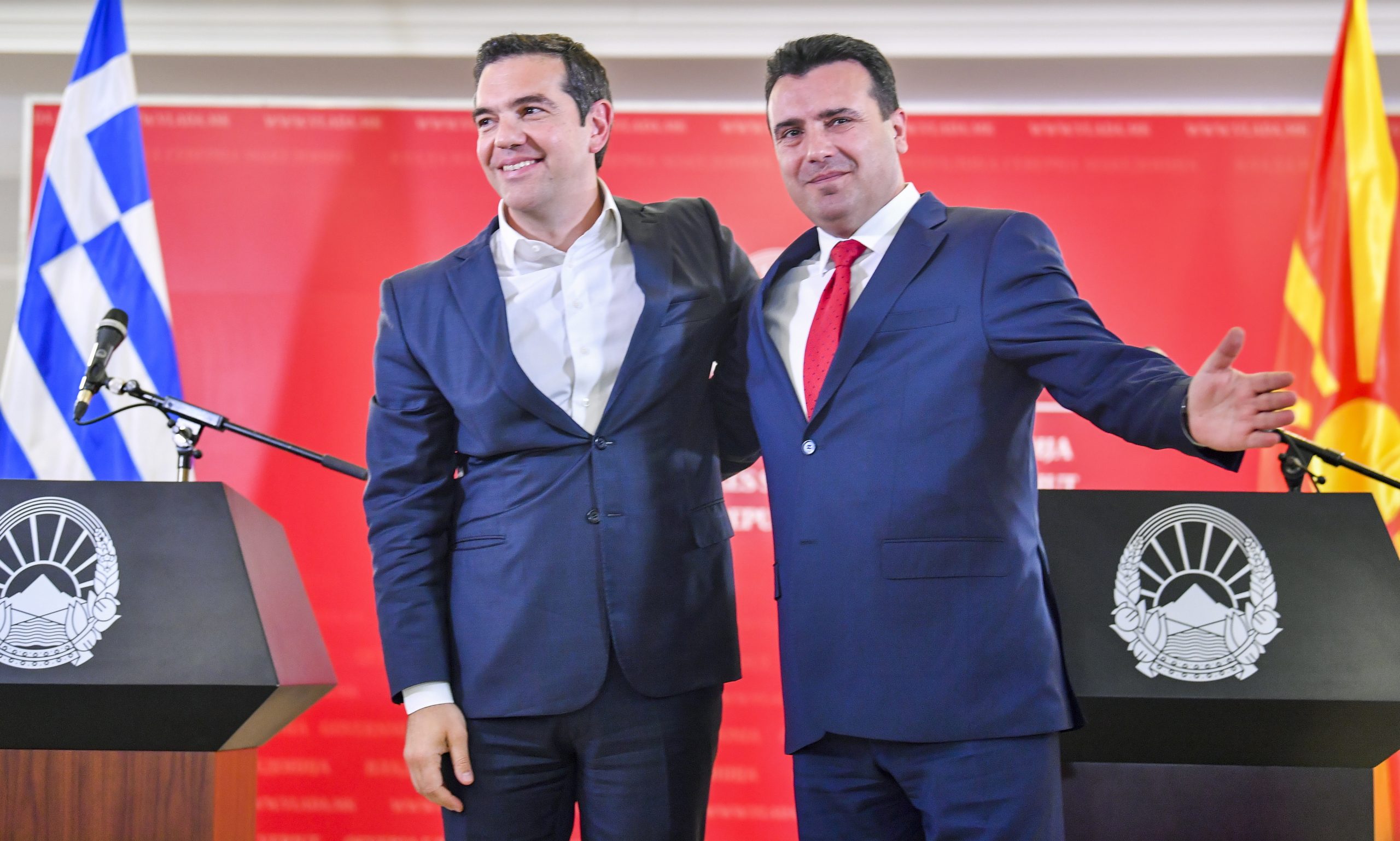 Alexis Tsipras visita Macedónia do Norte após acordo histórico entre os dois países