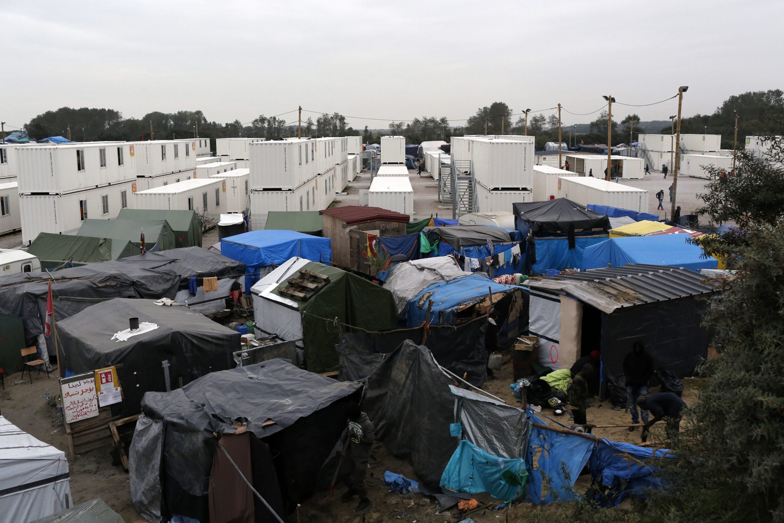 ONG e deputados britânicos pedem segurança e acompanhamento em Calais