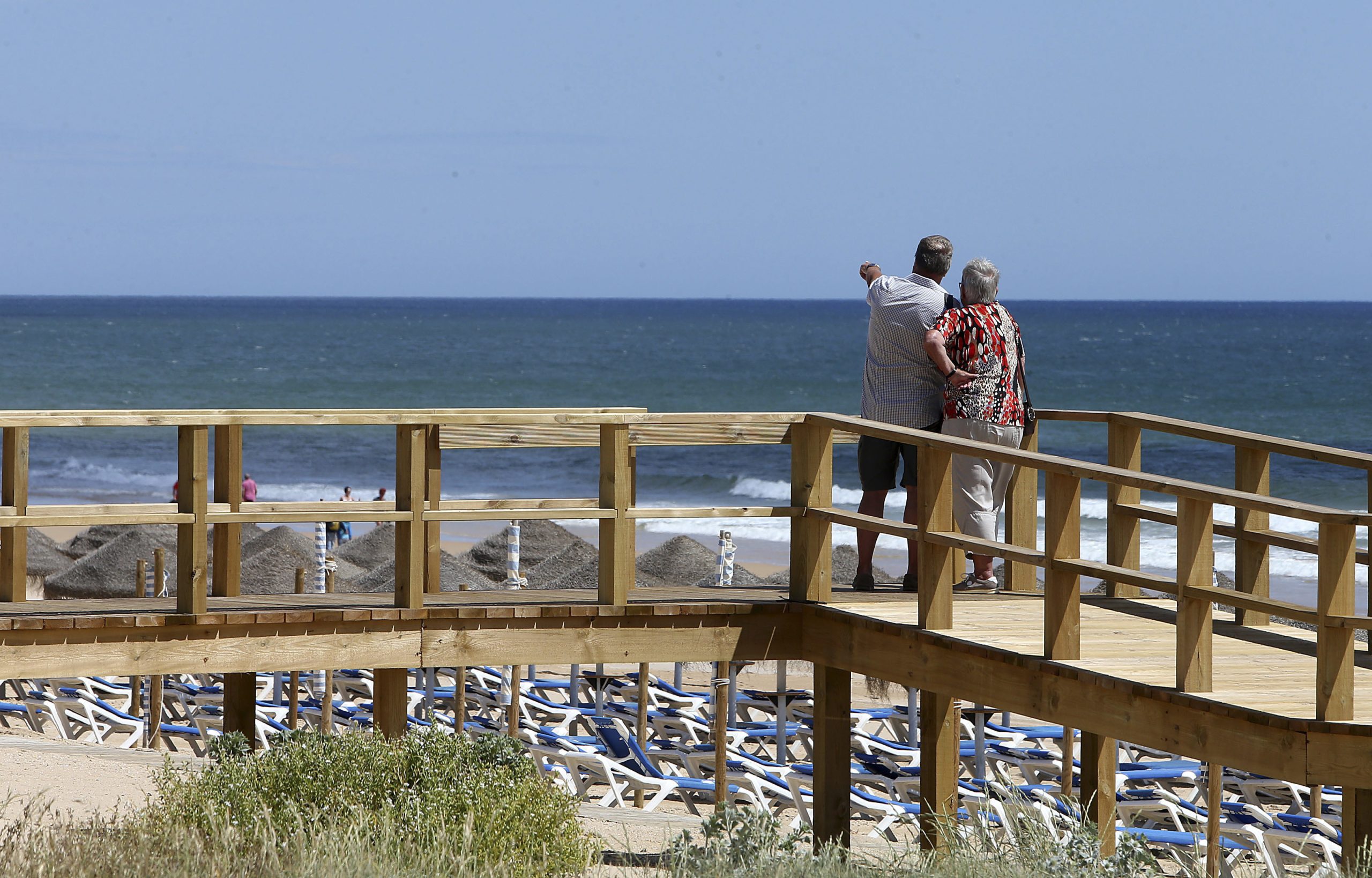 Covid-19: Portimão considera que lotação prevista permite ter praias seguras