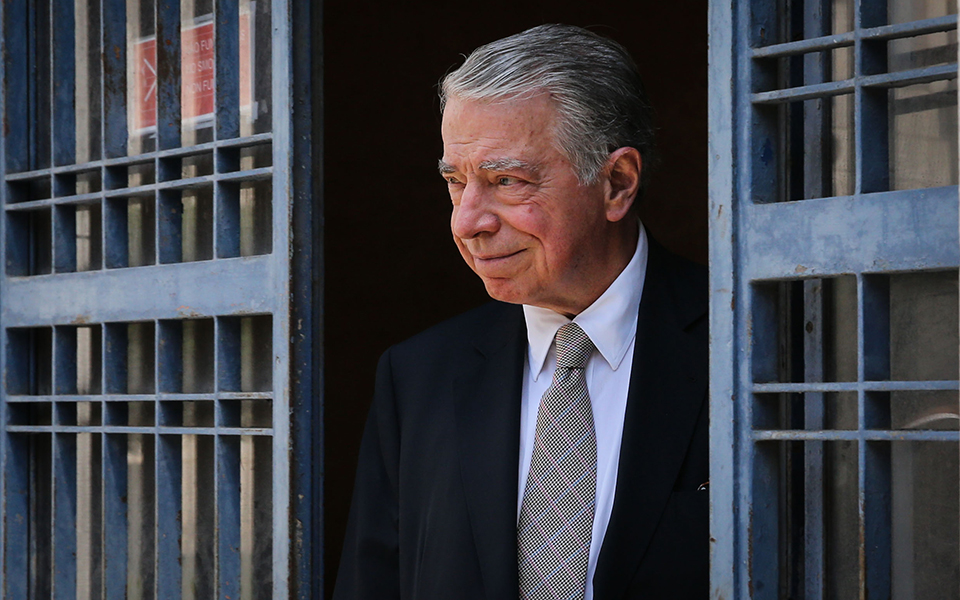Ricardo Salgado quer ir a julgamento com José Sócrates
