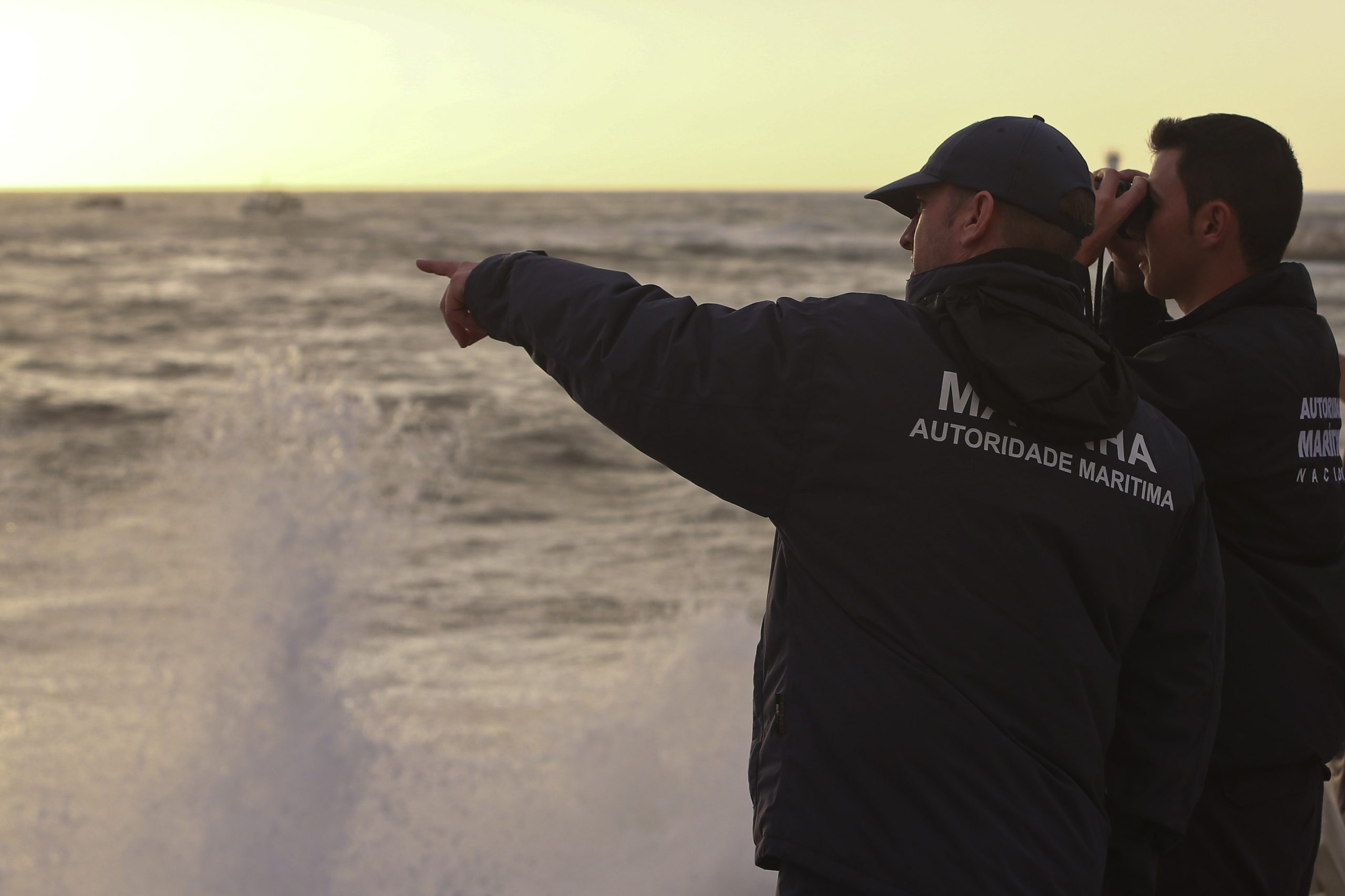 Marinha apreende 40 quilos de haxixe no mar do Algarve