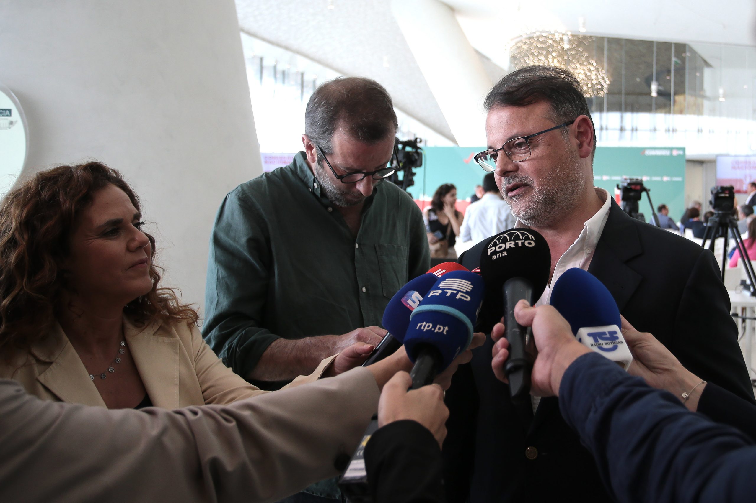 Daniel Adrião reclama vitória na competição “das ideias” no PS
