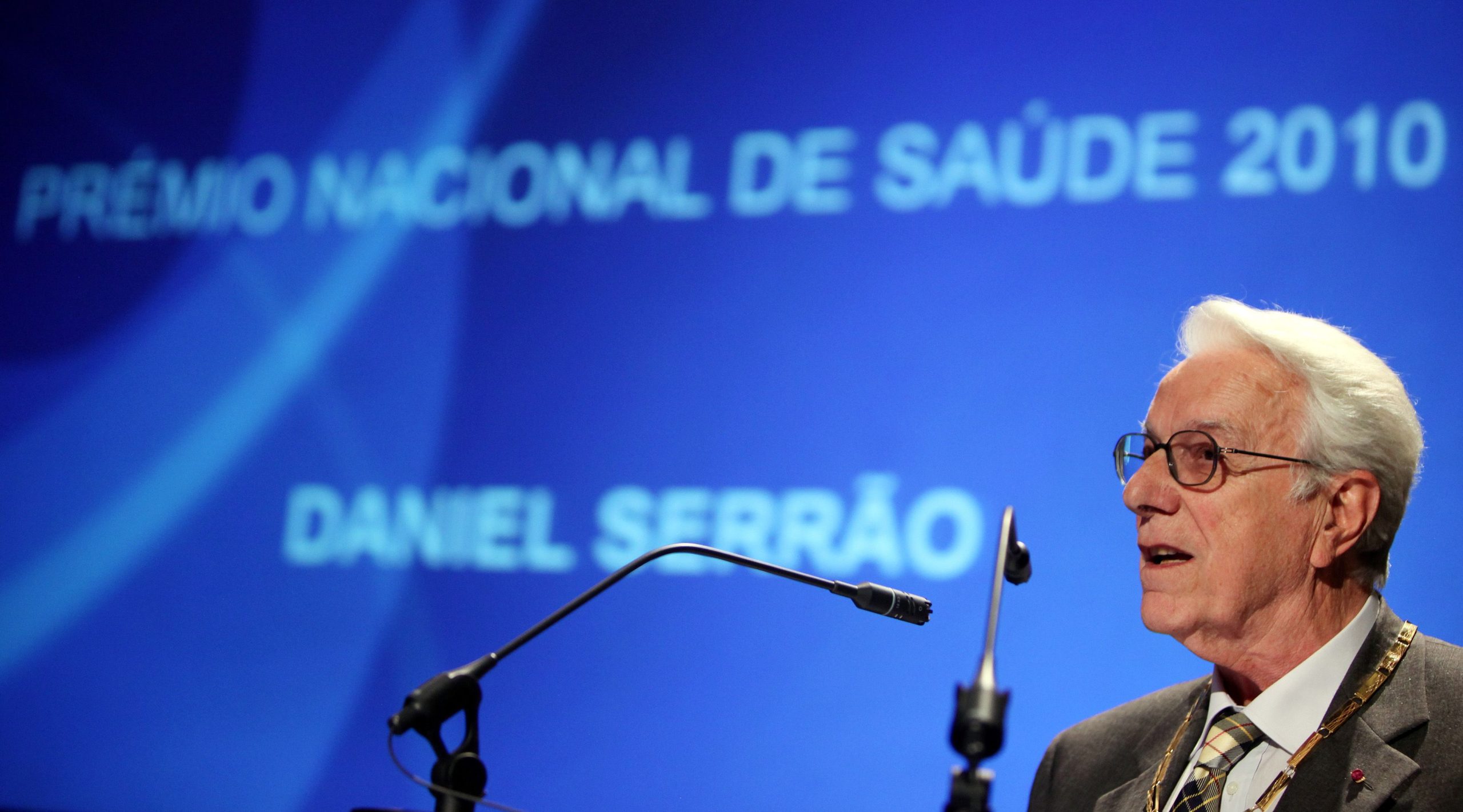Morreu o médico Daniel Serrão