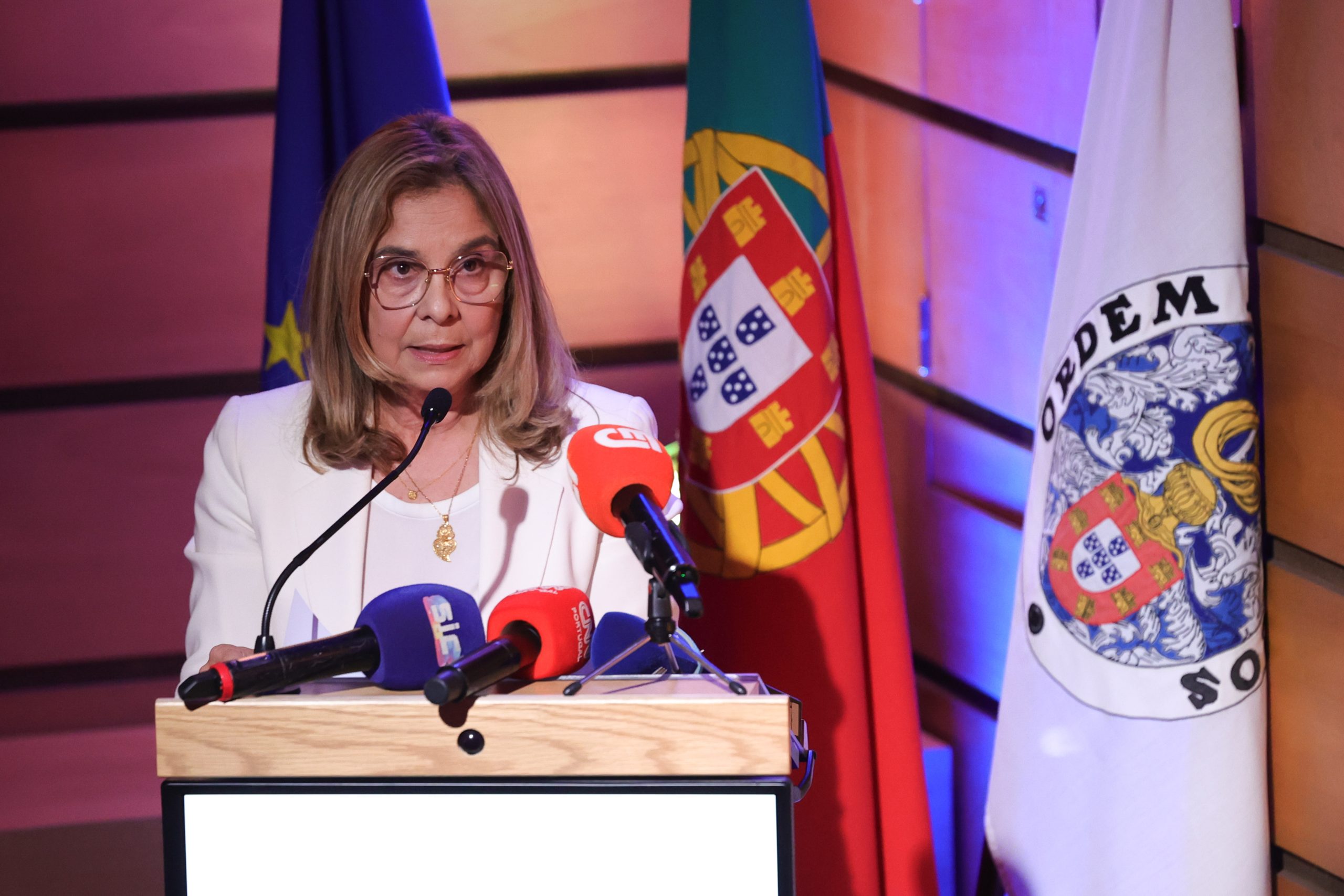Ministra da Saúde aguarda esclarecimentos do INEM sobre morte de homem em Guimarães