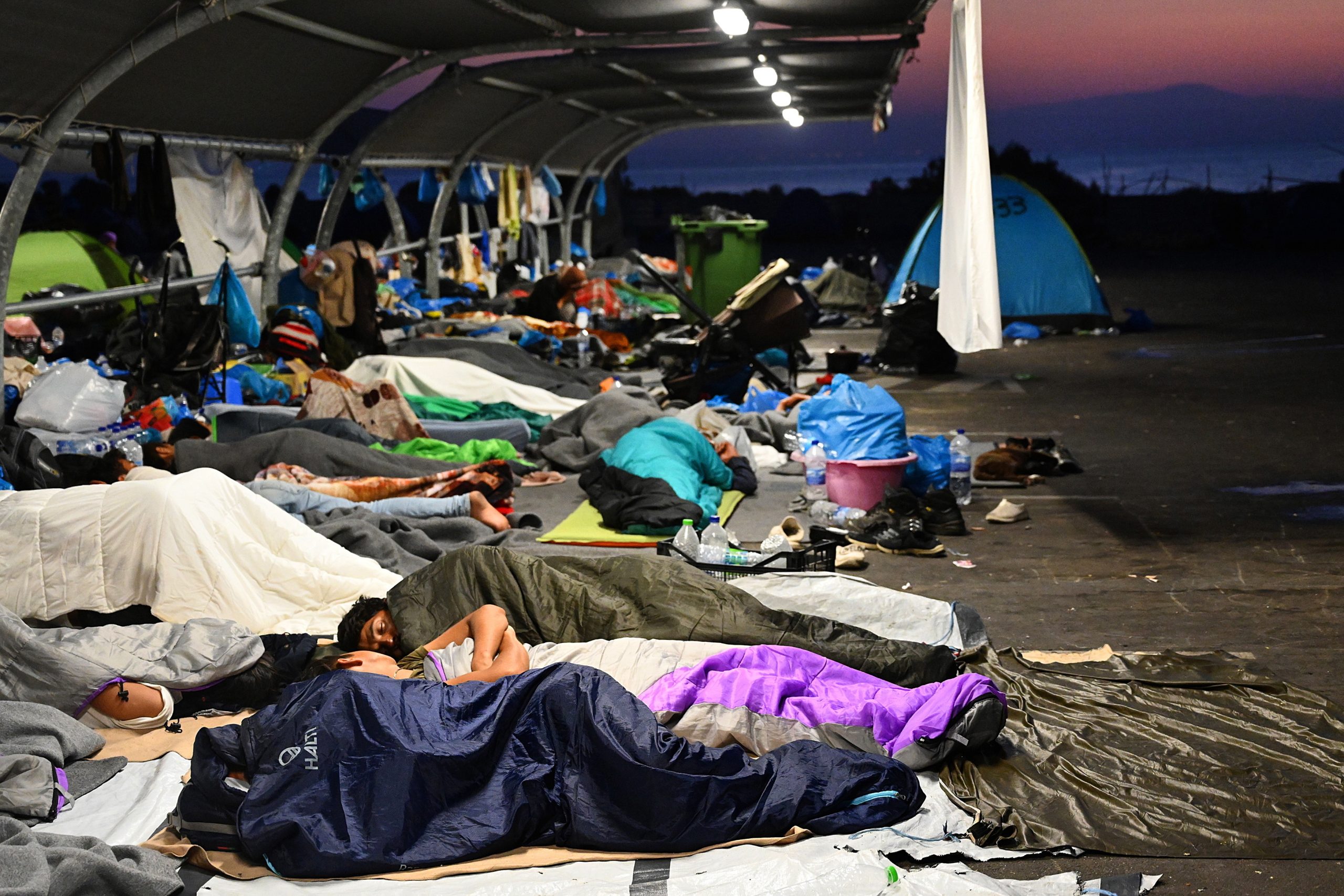 Quase metade dos refugiados de Moria já estão no novo campo