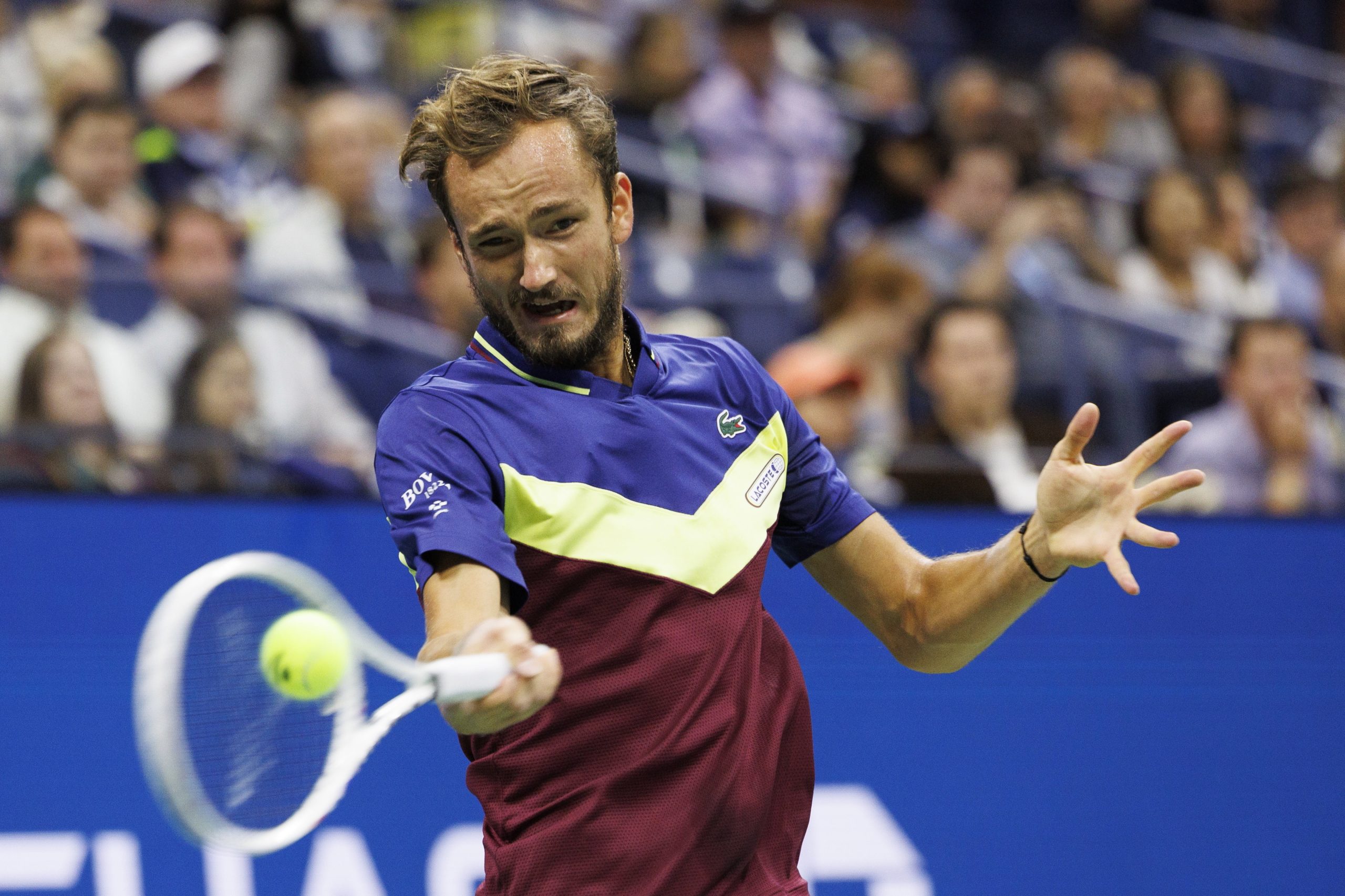 Daniil Medvedev qualifica-se para os oitavos de final no Open dos Estados Unidos