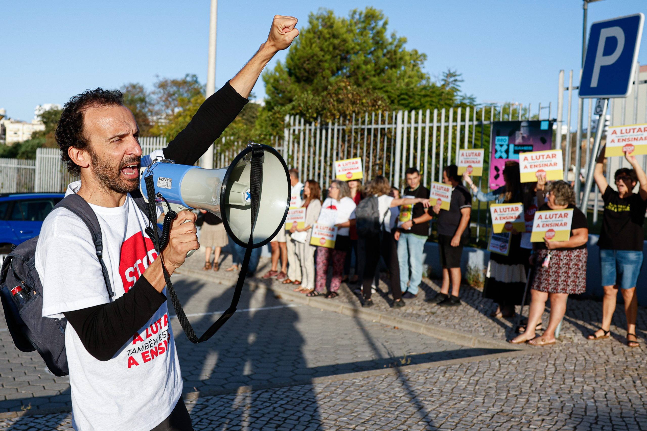 Sindicato Stop convoca greve nas escolas para sexta-feira