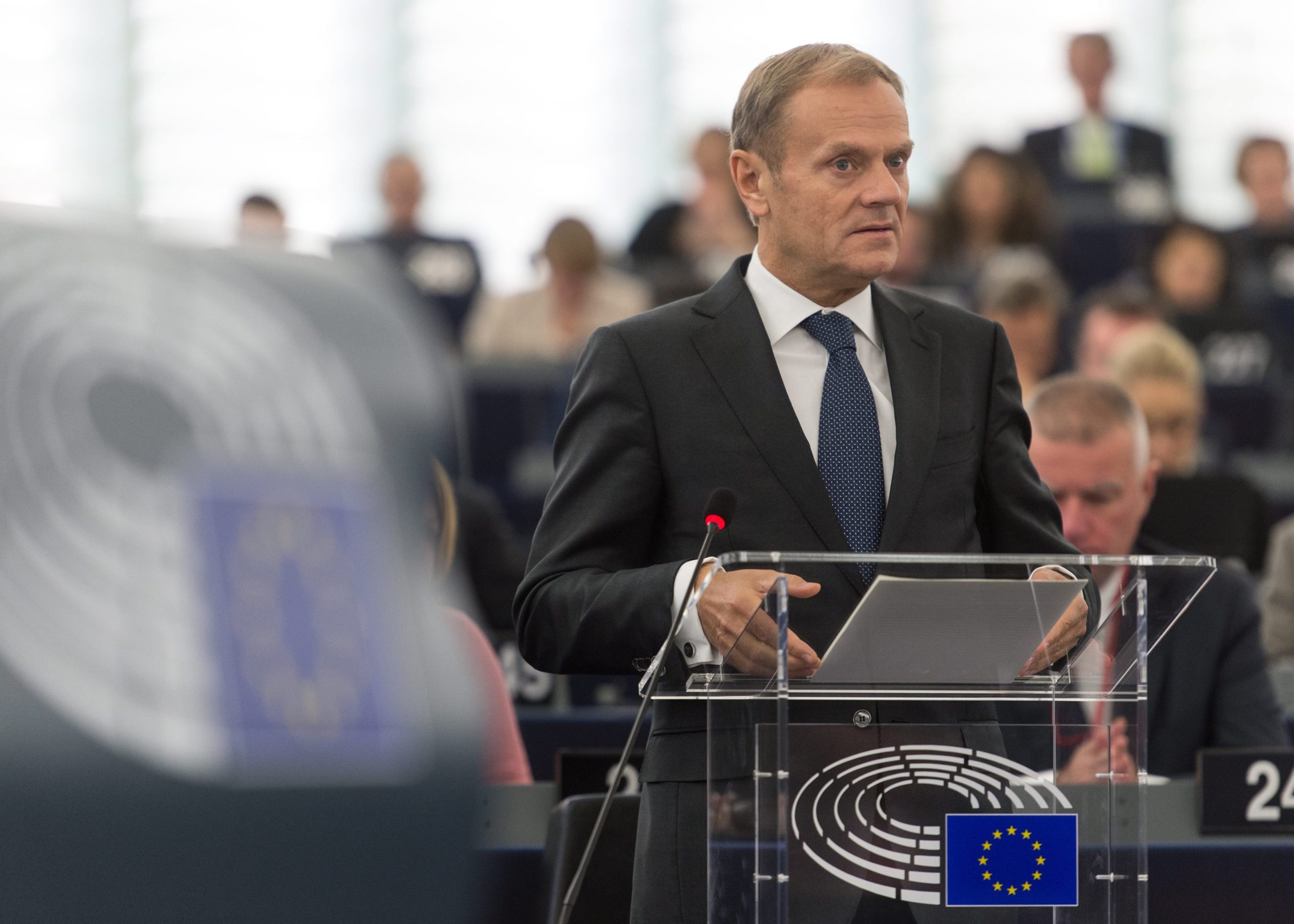 Conselho Europeu aprova acordo de comércio livre com Canadá