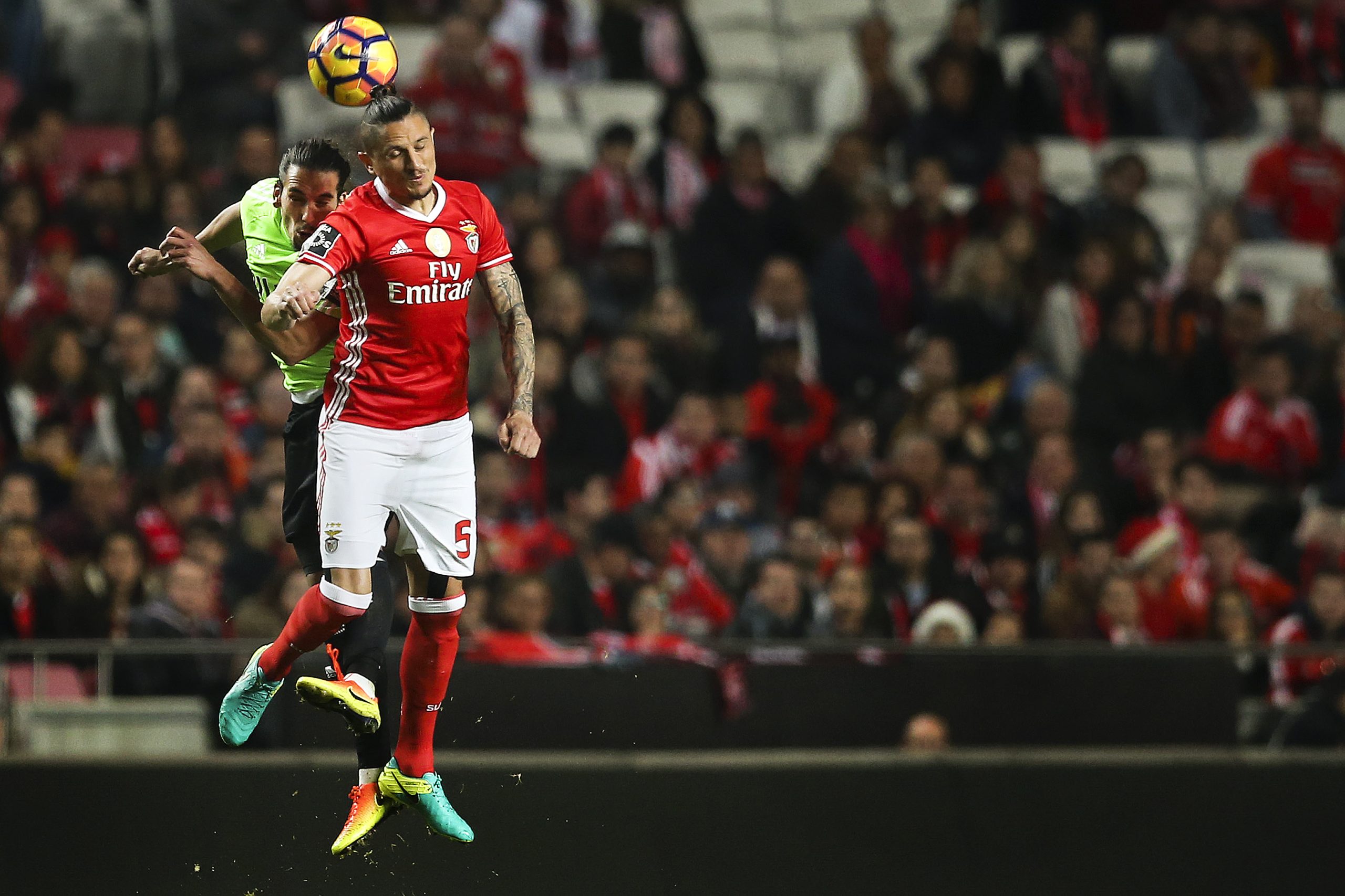 Benfica: Krovinovic regressa aos convocados, Fejsa e Jardel continuam de fora