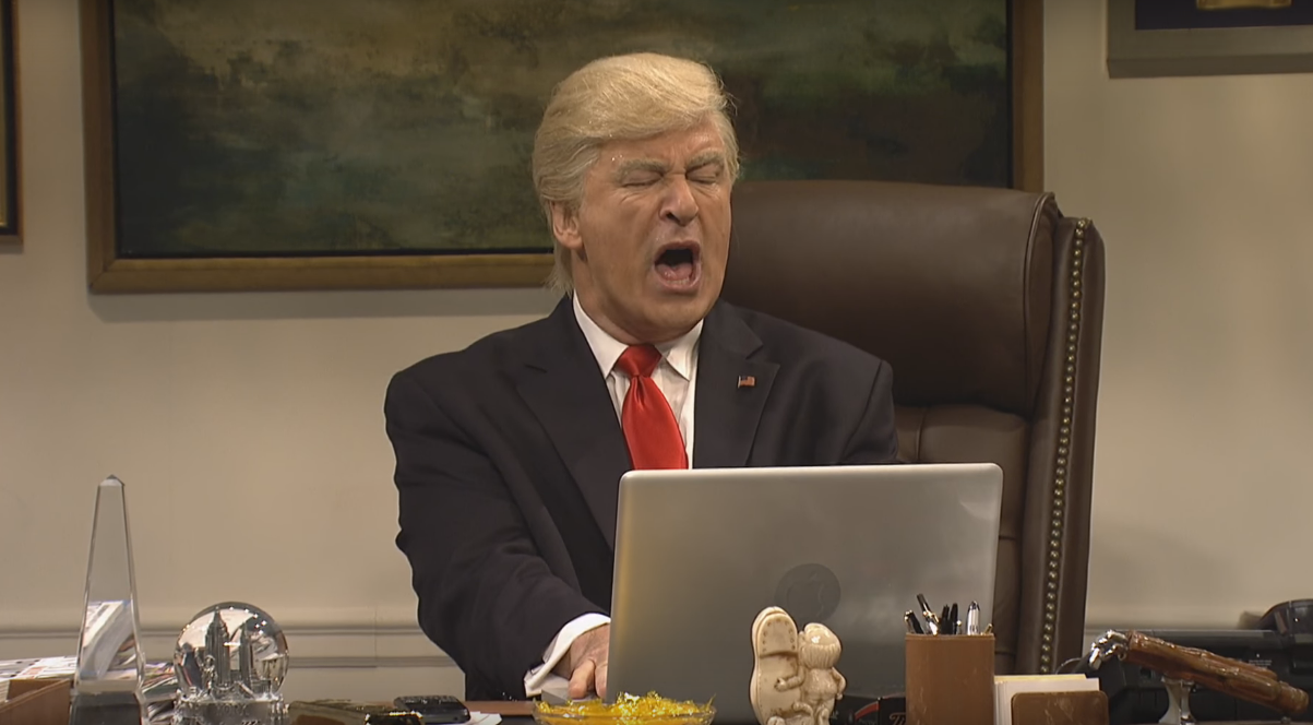 Alec Baldwin voltou a satirizar Donald Trump, e desta vez não ficou sem resposta