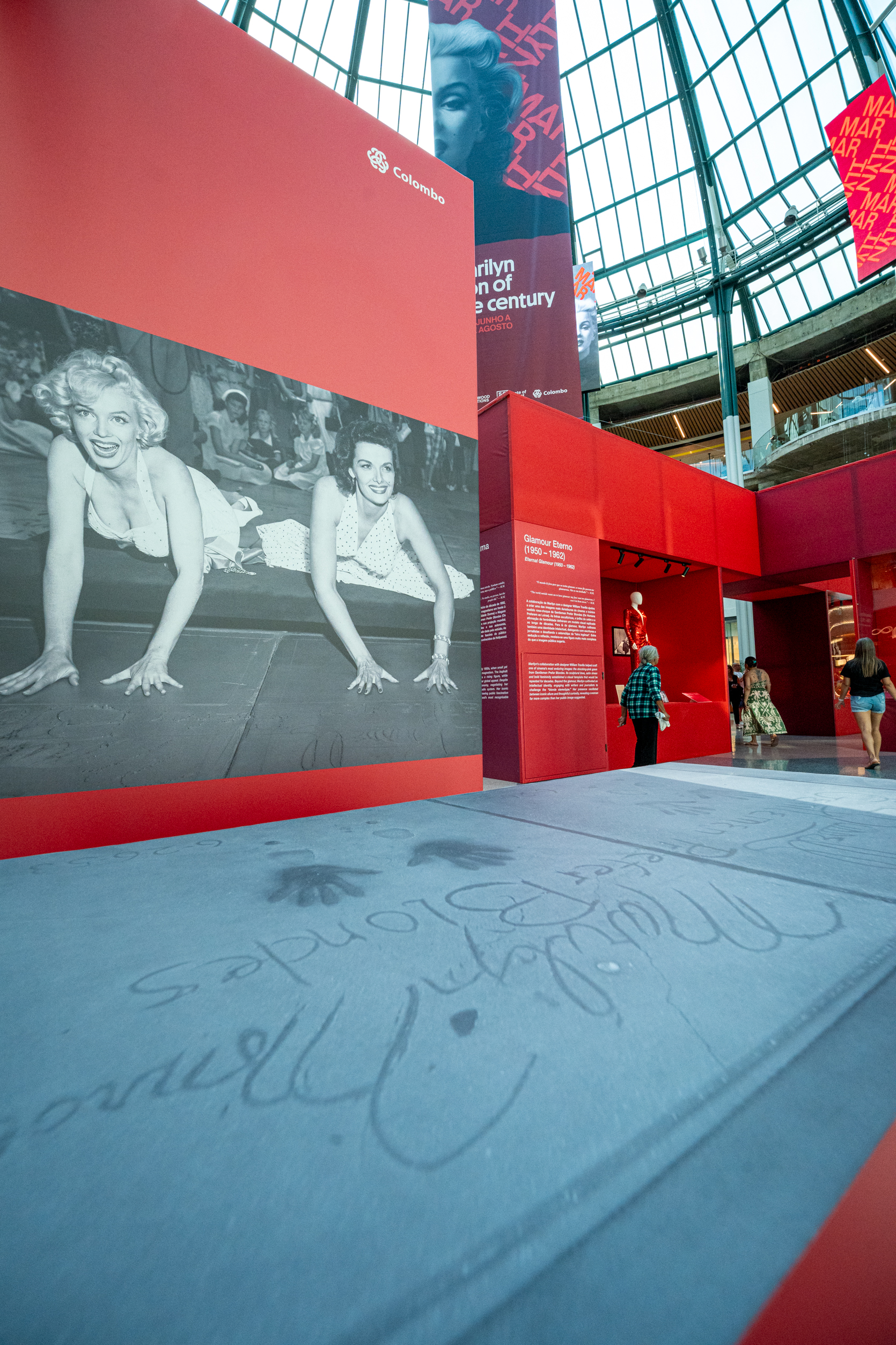 Quem foi a mulher por trás da celebridade? Exposição assinala centenário e dá a conhecer o outro lado de Marilyn Monroe