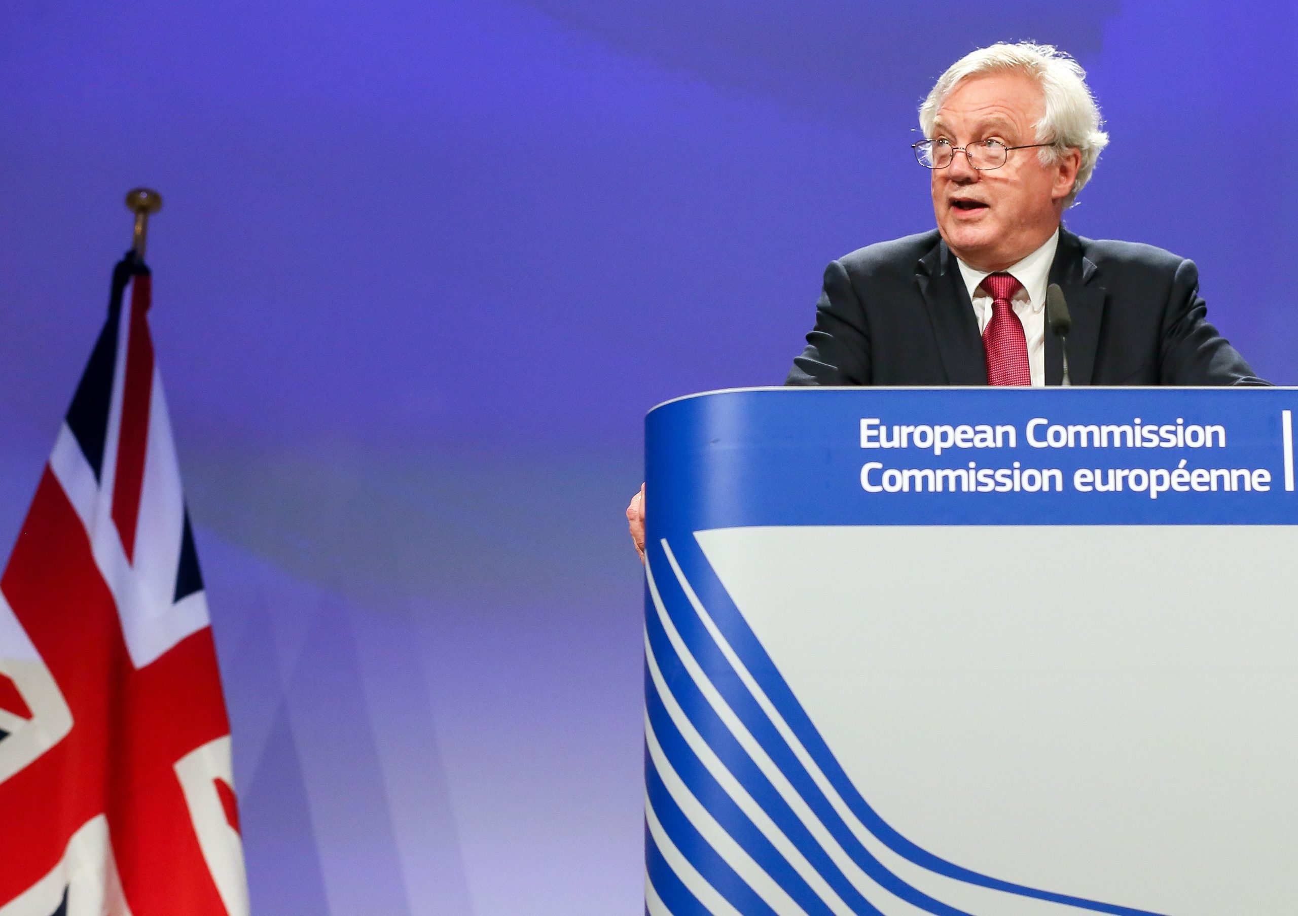 Brexit: Ministro britânico confiante mas sem certezas de um acordo com a UE