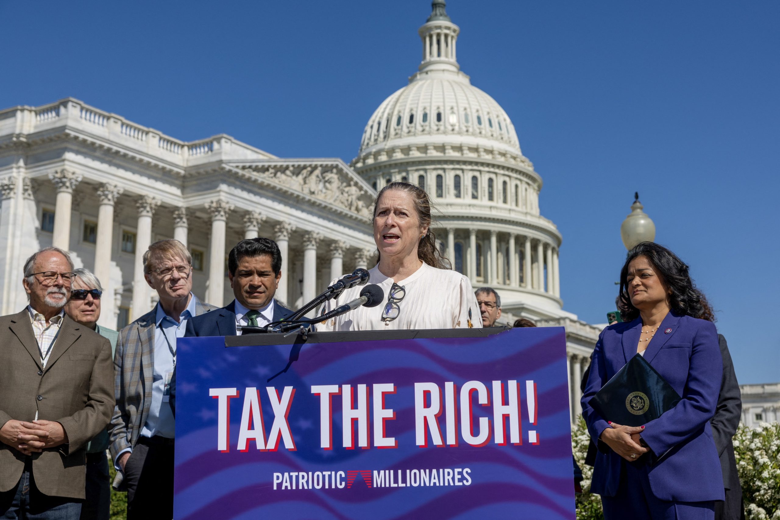 Abigail Disney critica os ricos e assume fortuna devido a “particularidades do sistema fiscal, sorte e avós muito amorosos”