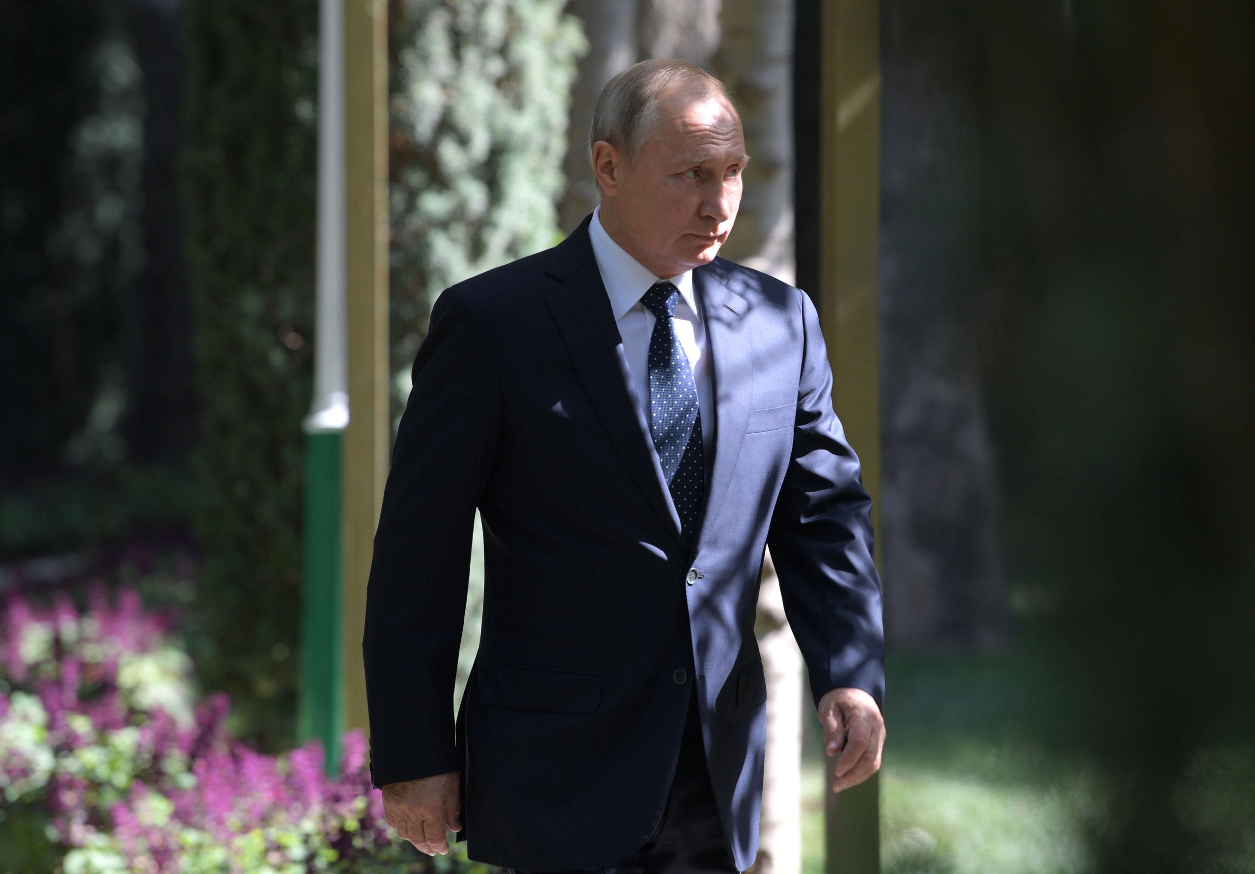 Putin quer restabelecer relações completas com EUA