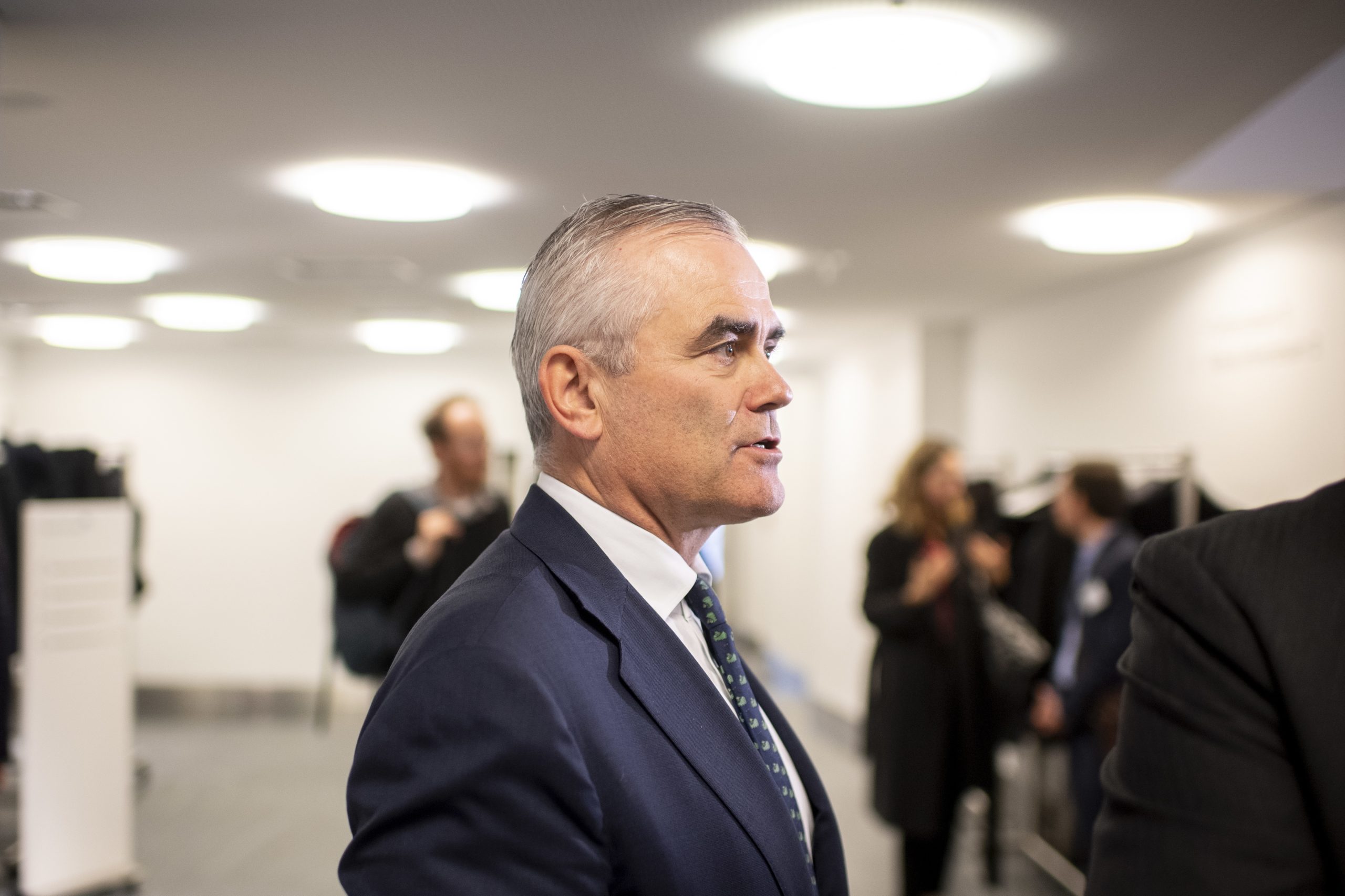 Diretor executivo do banco Credit Suisse demitiu-se