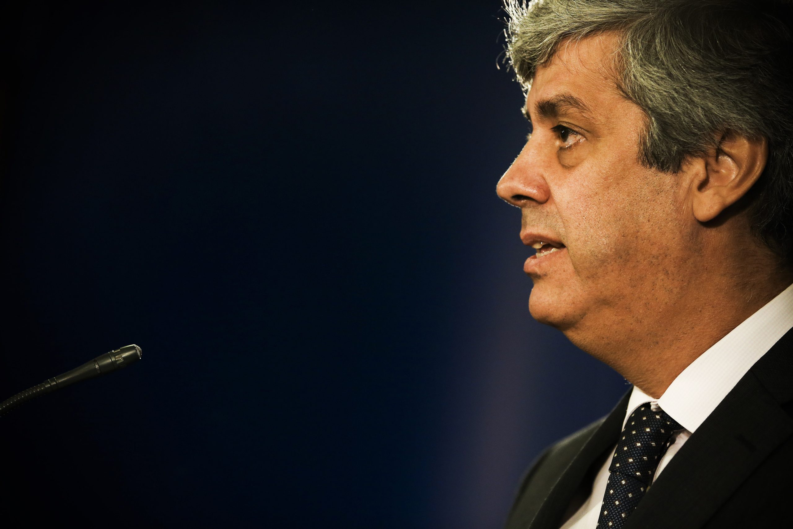 Centeno alerta que ajustamentos têm “restrição orçamental bem definida”