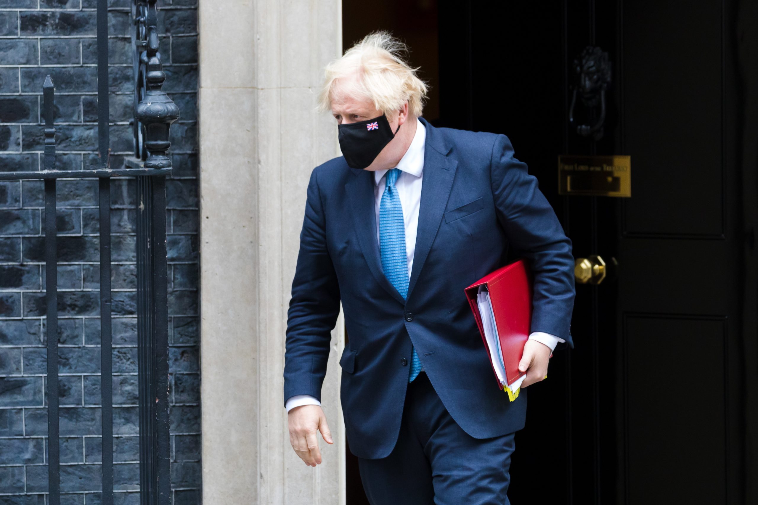Deputada expulsa do parlamento britânico por chamar “mentiroso” a Boris Johnson