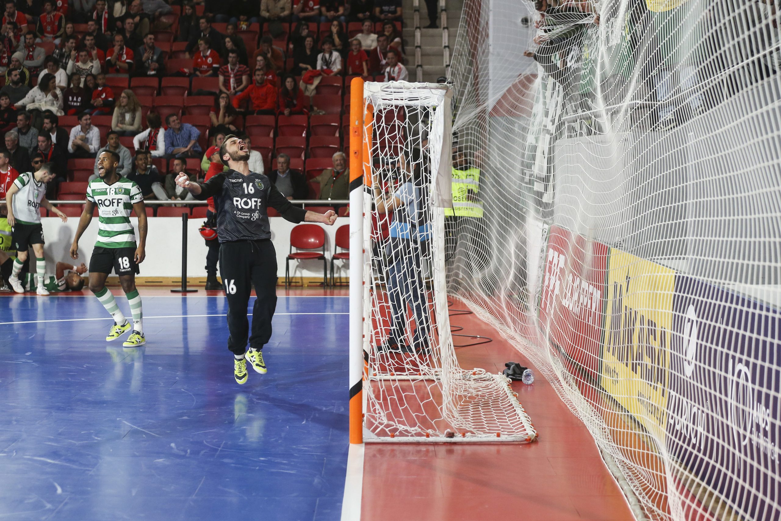 Sporting bate Fabril e conquista Taça de Portugal em futsal