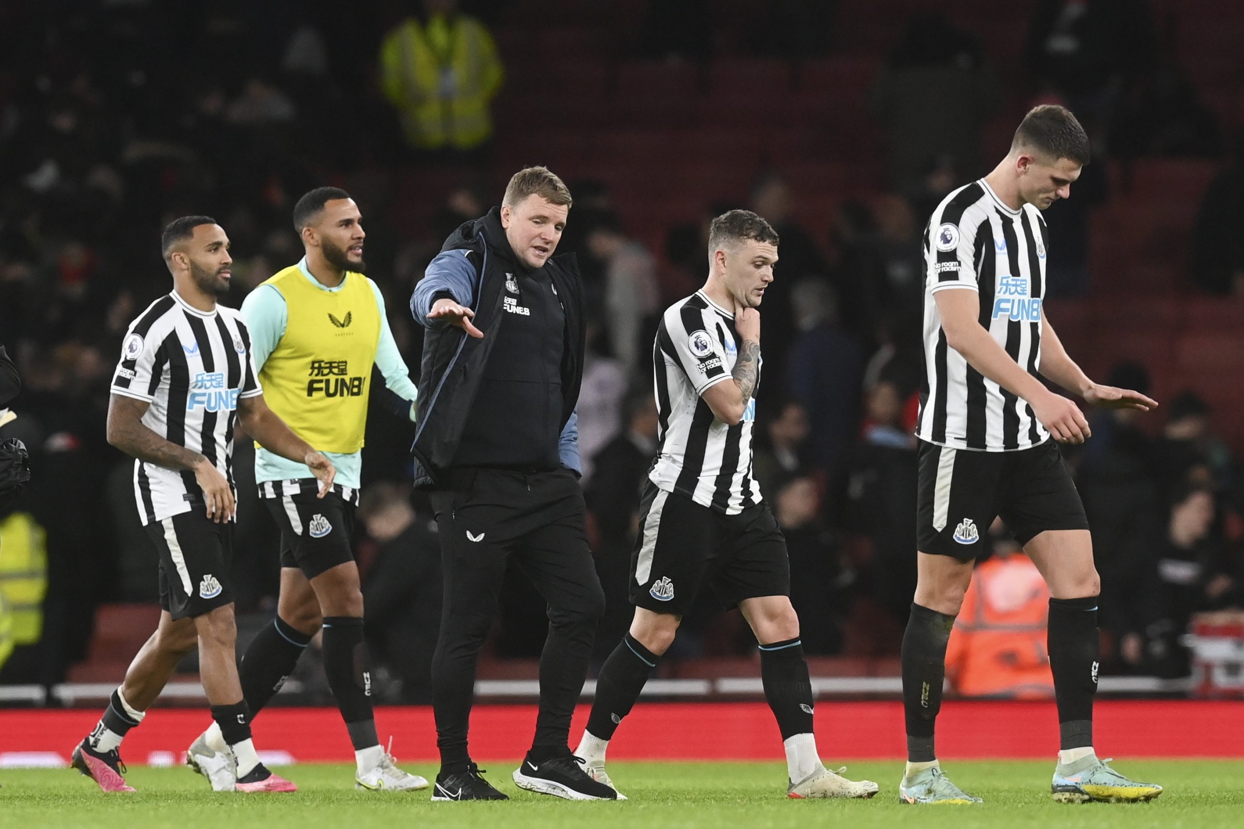 Newcastle empata a zero e pode deixar fugir City e United na Premier League