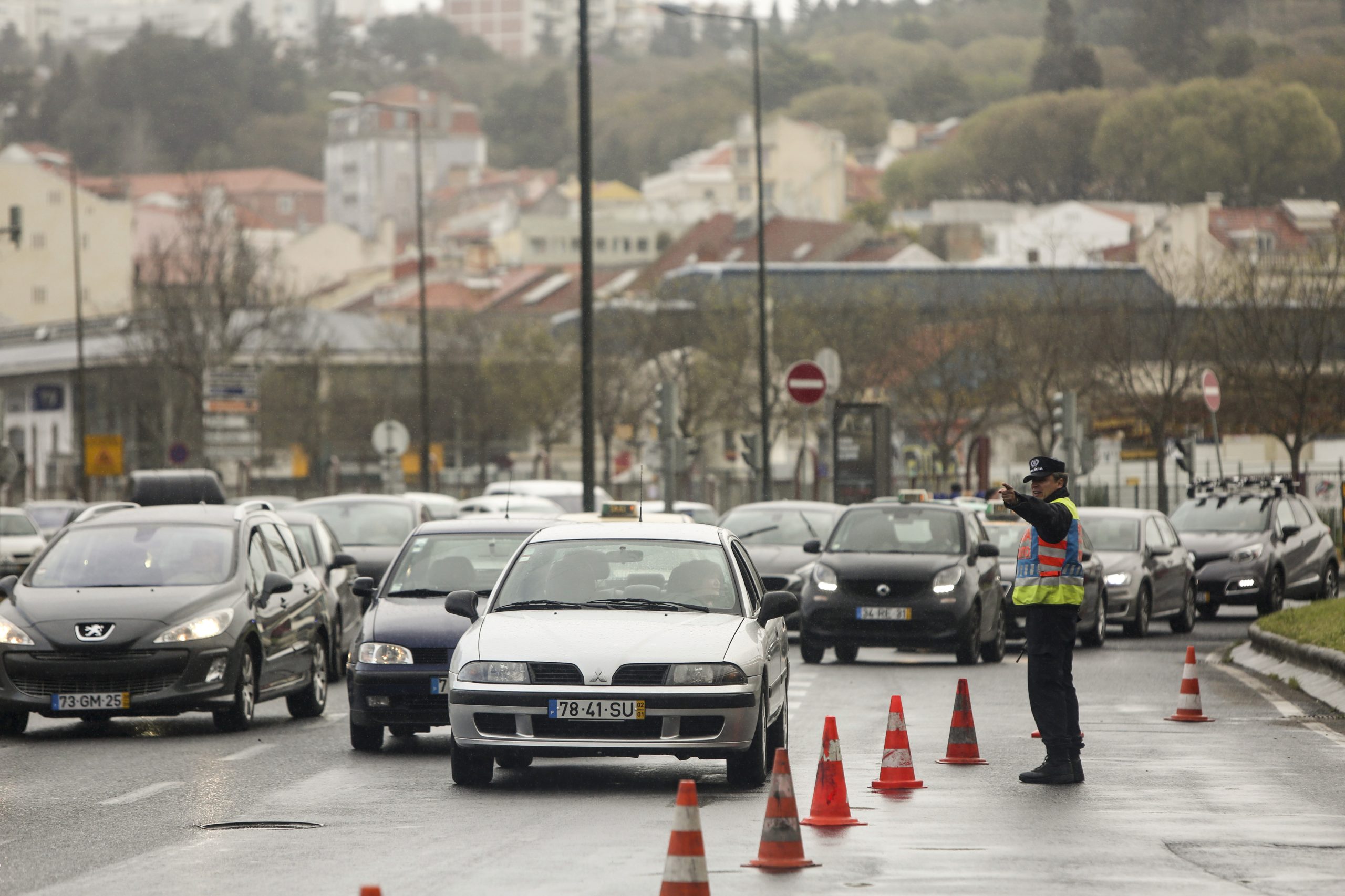Três delícias do trânsito de Lisboa