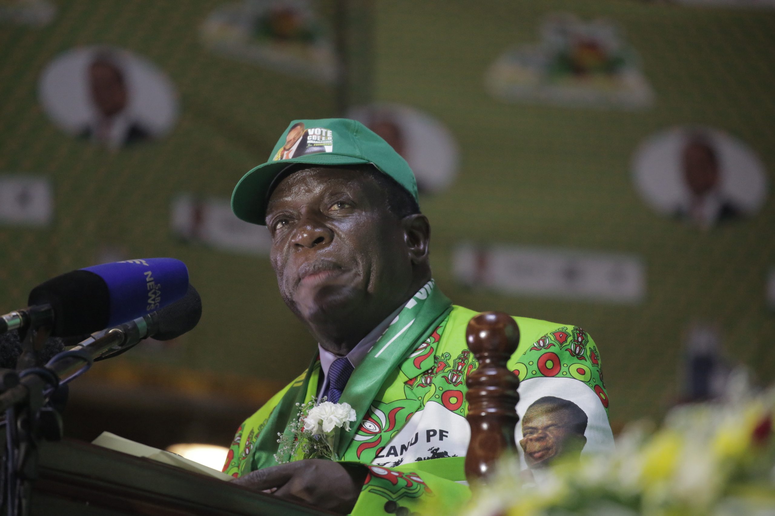 Presidente do Zimbabué anuncia agência espacial nacional