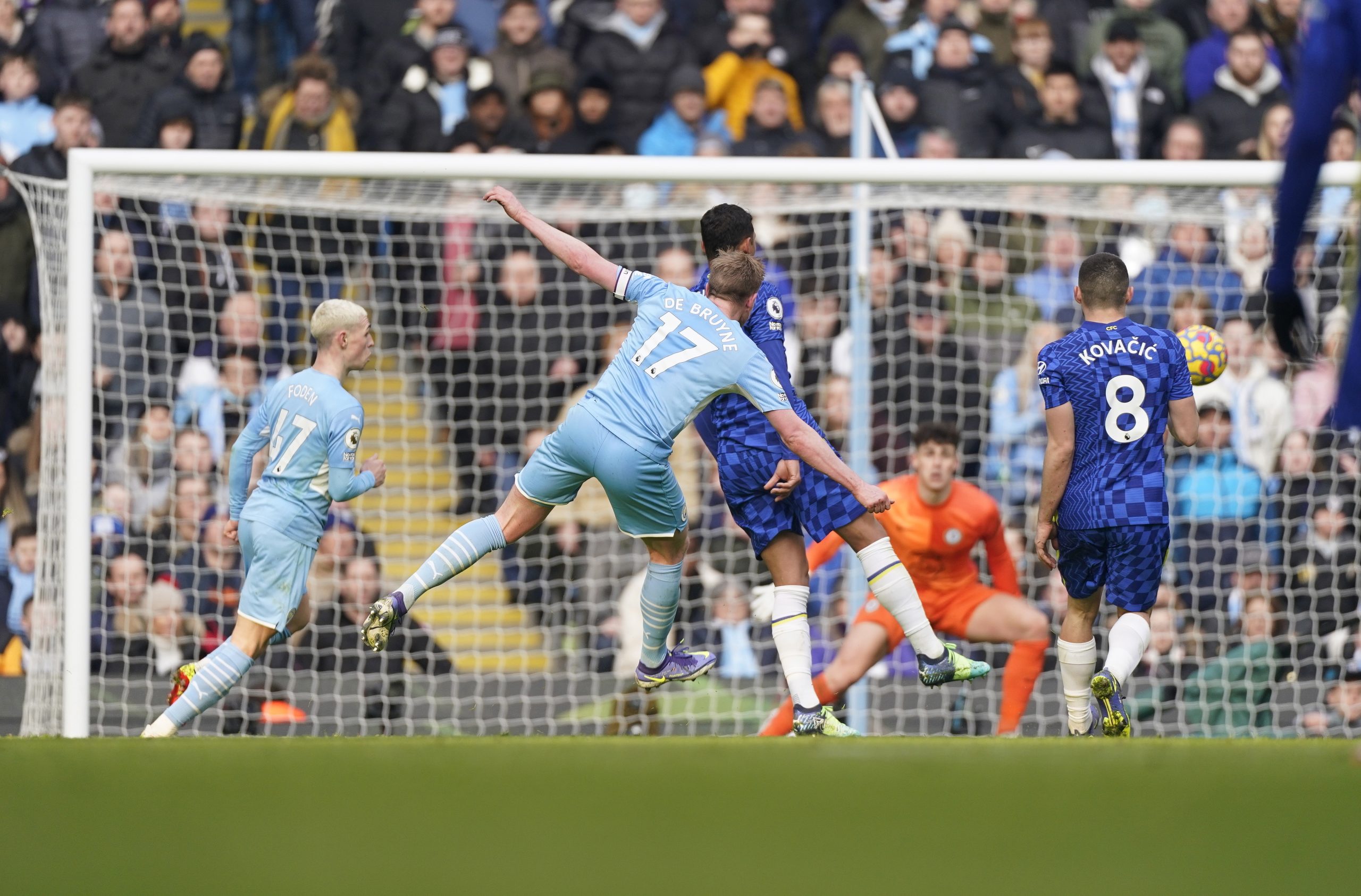 Líder Manchester City vence e deixa Chelsea a 13 pontos na Liga inglesa