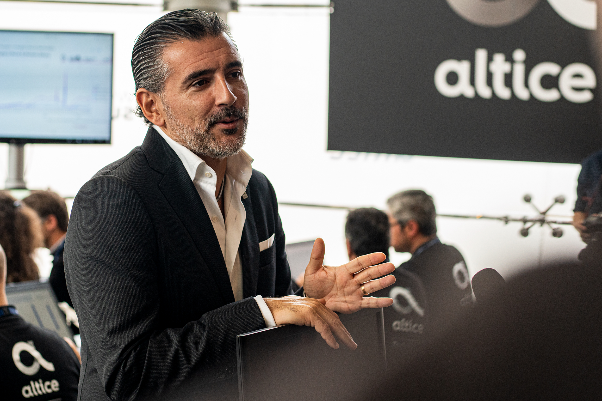 Altice preocupada com “prazo apertado” para renovação do contrato SIRESP