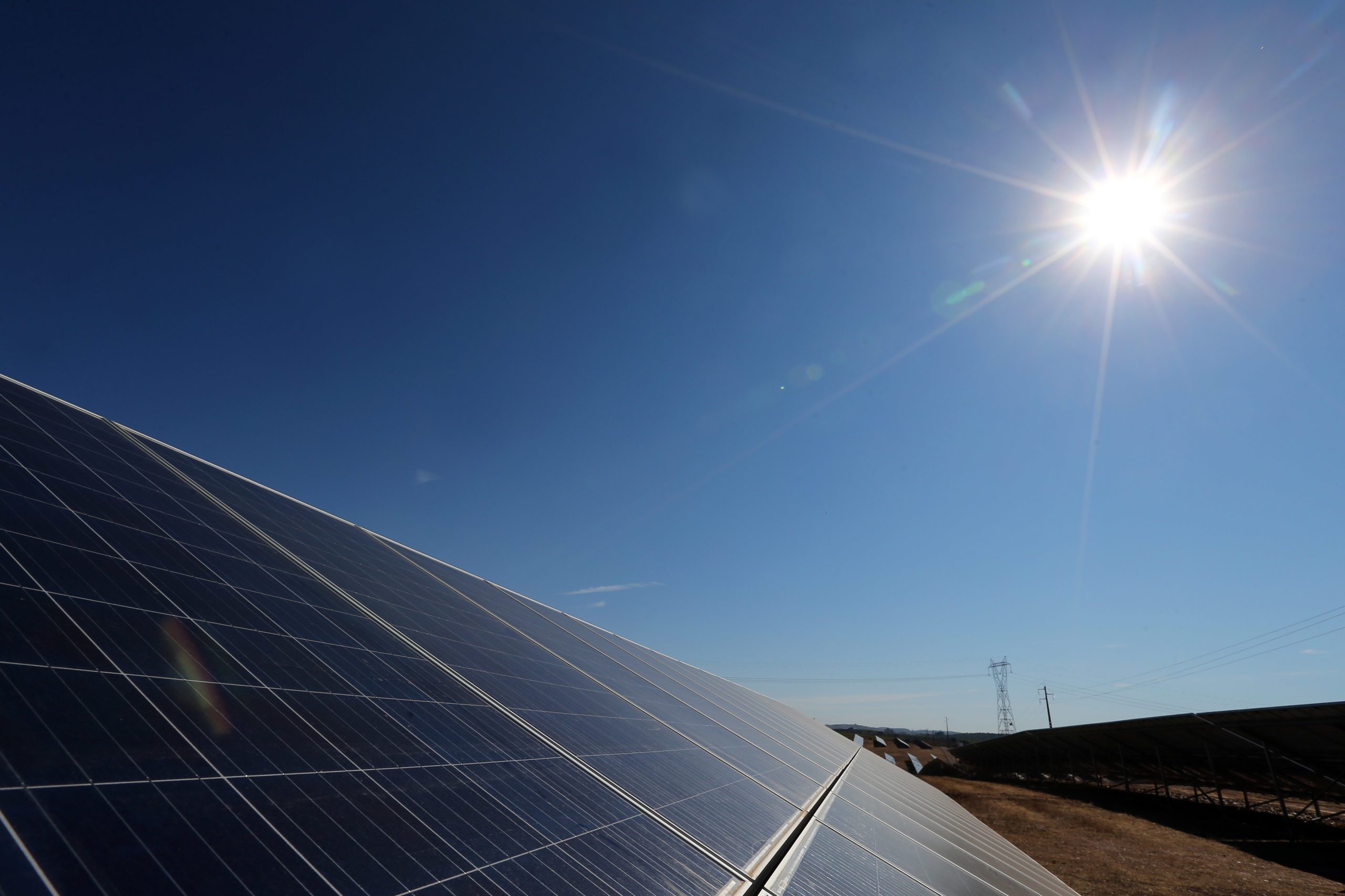 Galp quer investir 98,7 milhões de euros na ampliação de central solar em Ourique