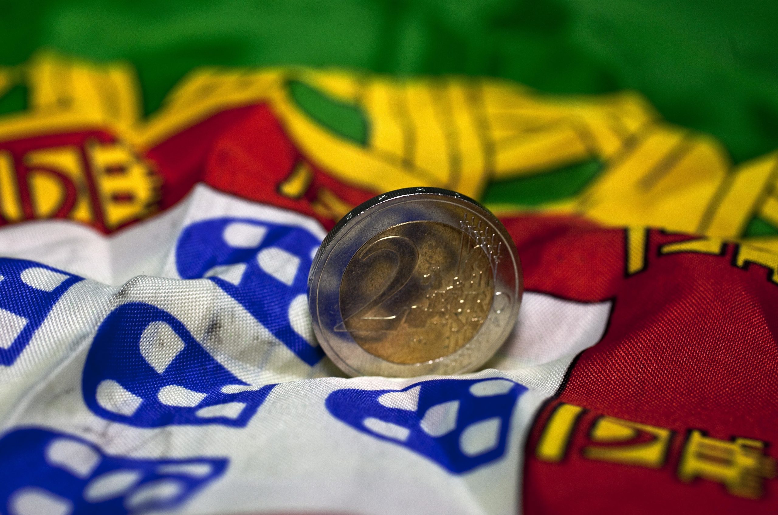 Apoios a fundo perdido às empresas somam 1.588 milhões de euros até abril