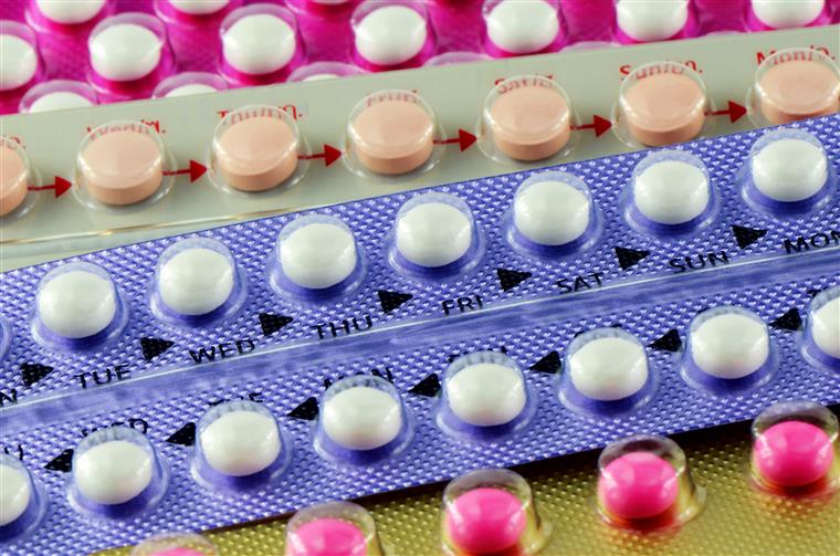 Mais abortos e menos mulheres a tomar a pílula no Reino Unido. Efeito das redes sociais, dizem académicos