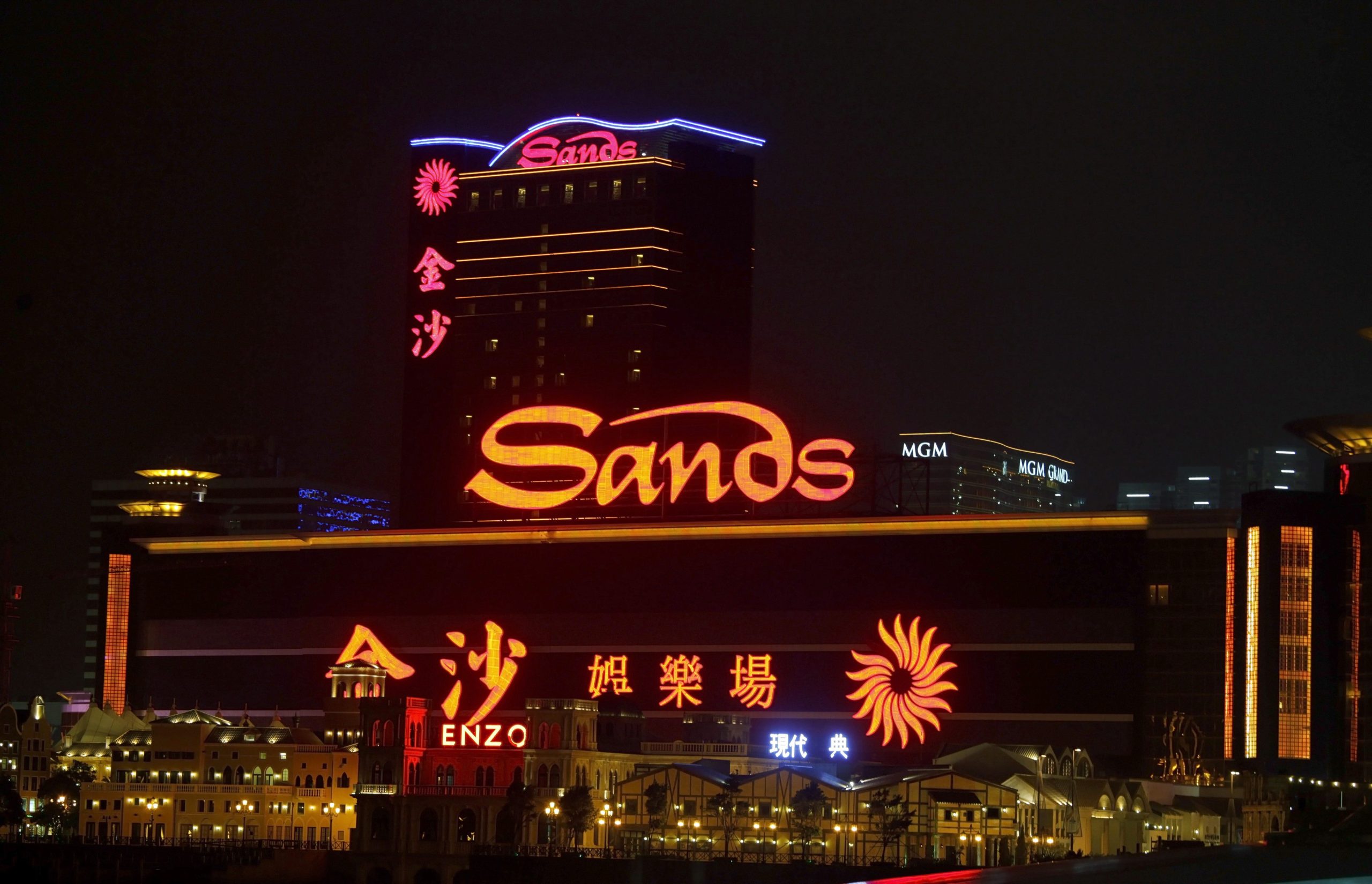 Sands China anuncia fim de palhinhas nos seus casinos