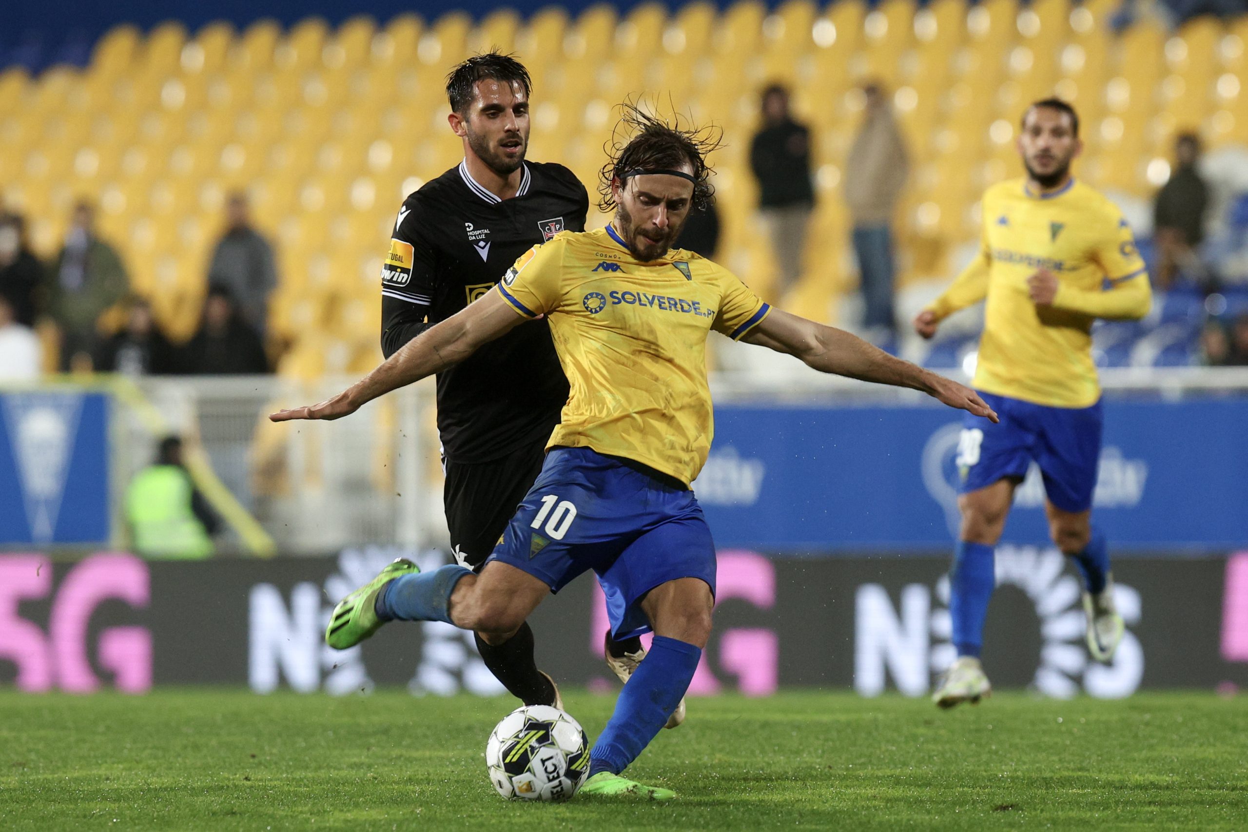 Estoril Praia vence e impede subida do Casa Pia ao quarto lugar da I Liga