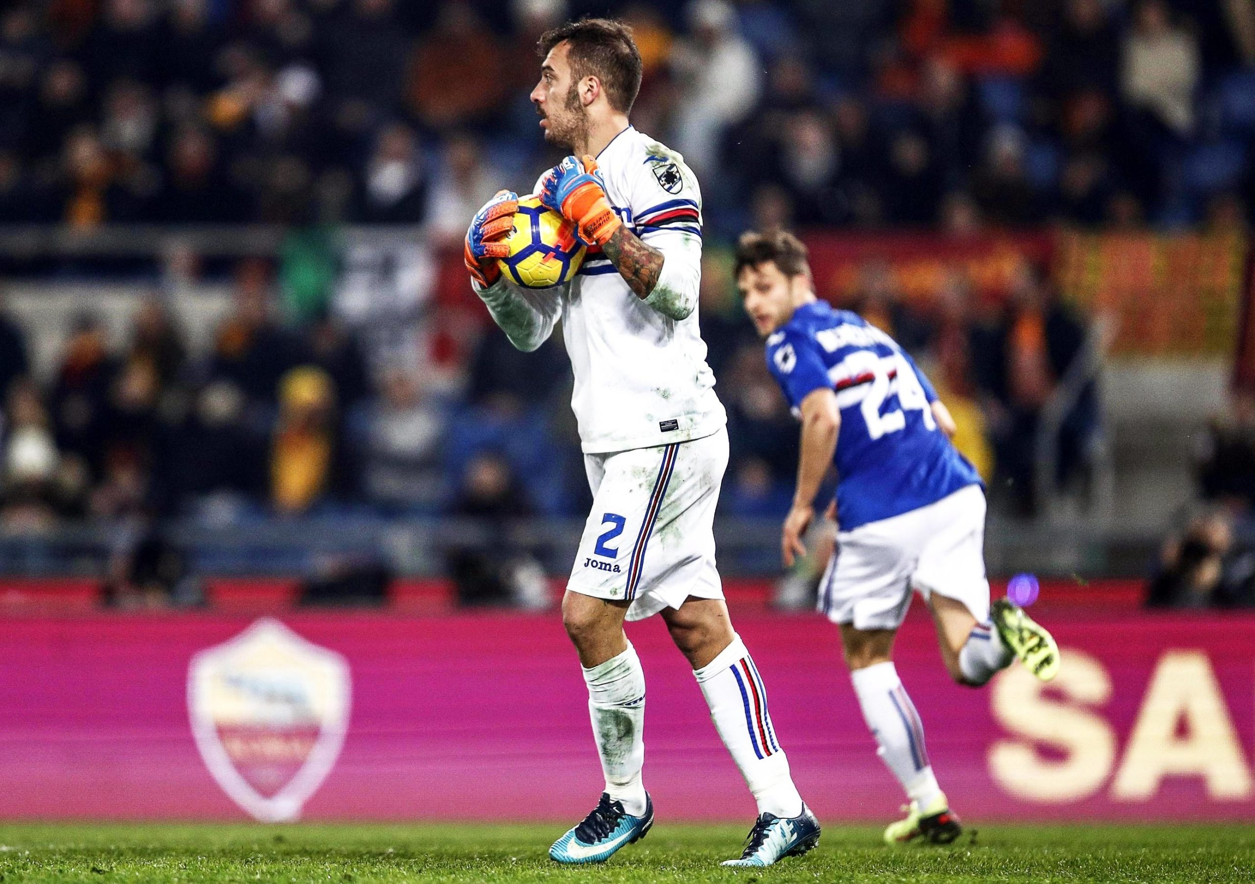 Guarda-redes Viviano assina por dois anos, mais um de opção, com o Sporting
