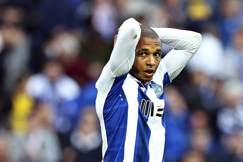 Brahimi e Marcano de volta aos treinos do FC Porto
