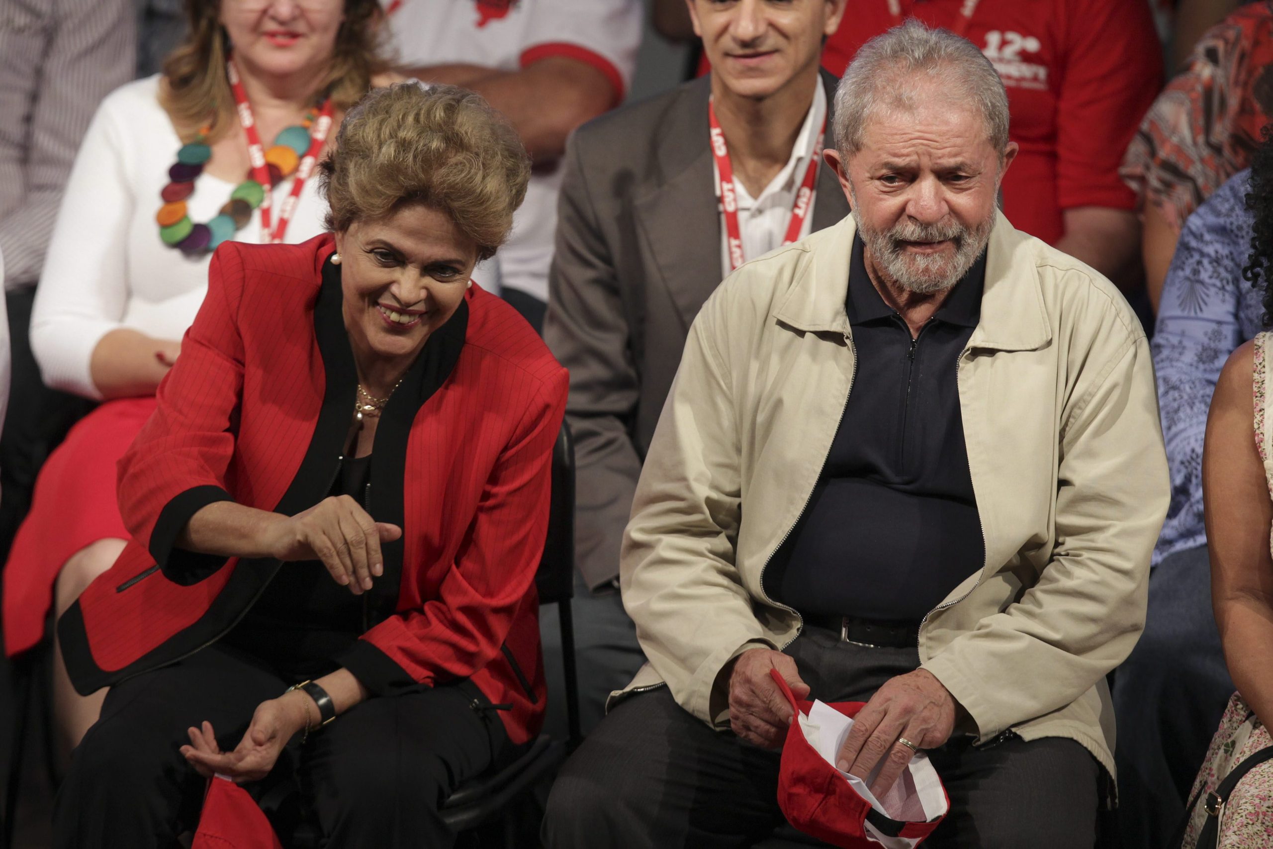 Procurador diz ser impossível comprovar existência de contas para subornar Lula da Silva e Dilma