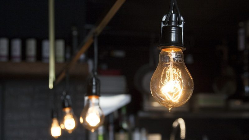 ERSE aprova descida de 3% na eletricidade para consumidores do mercado regulado