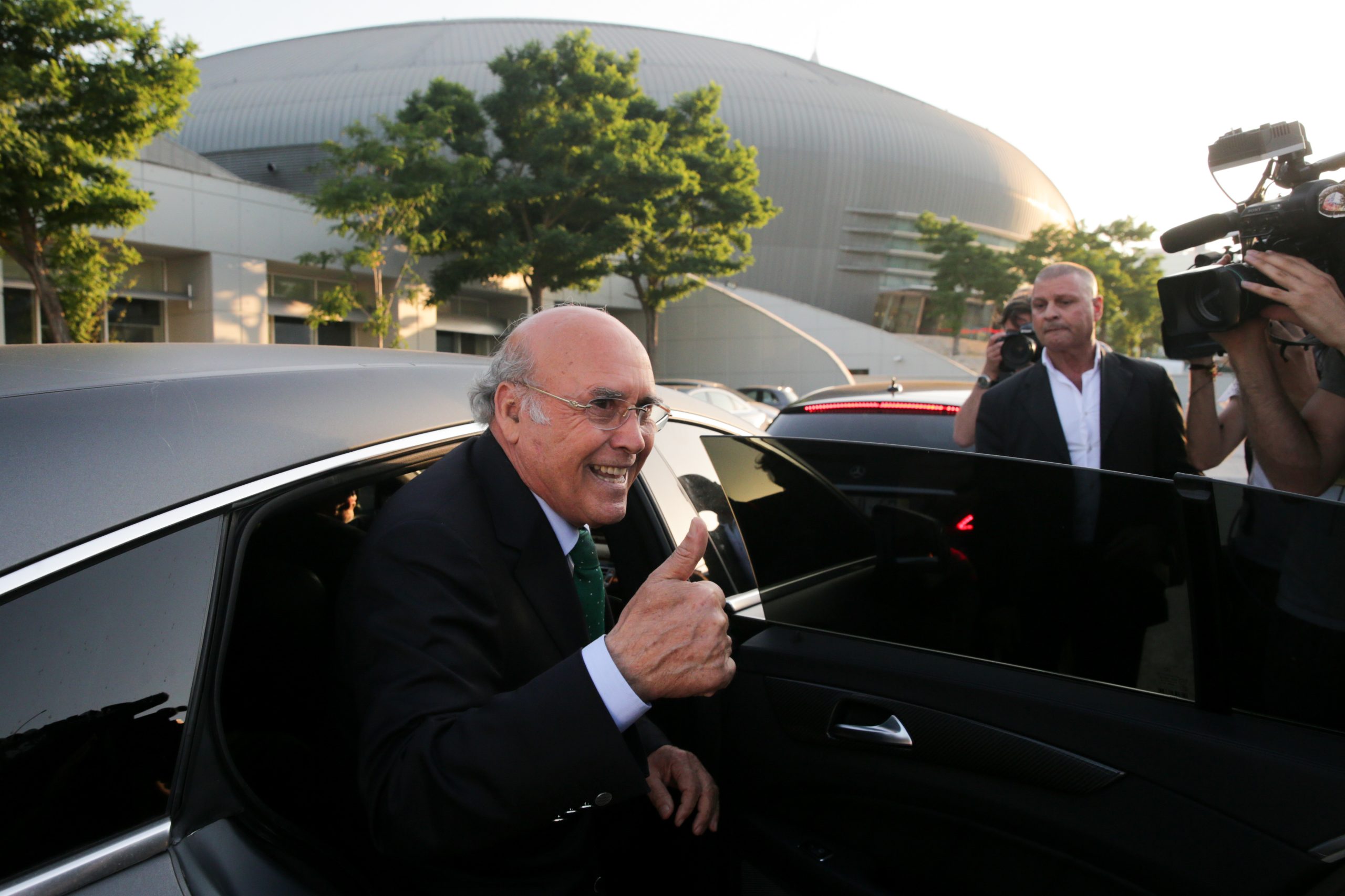 Sporting. Siniša Mihajlović é “carta fora do baralho”, diz Sousa Cintra