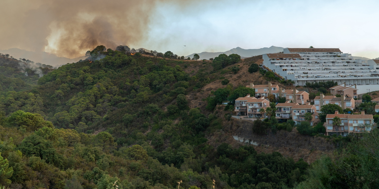Com a subida da temperatura, aumenta o risco de incêndio e de novas pandemias