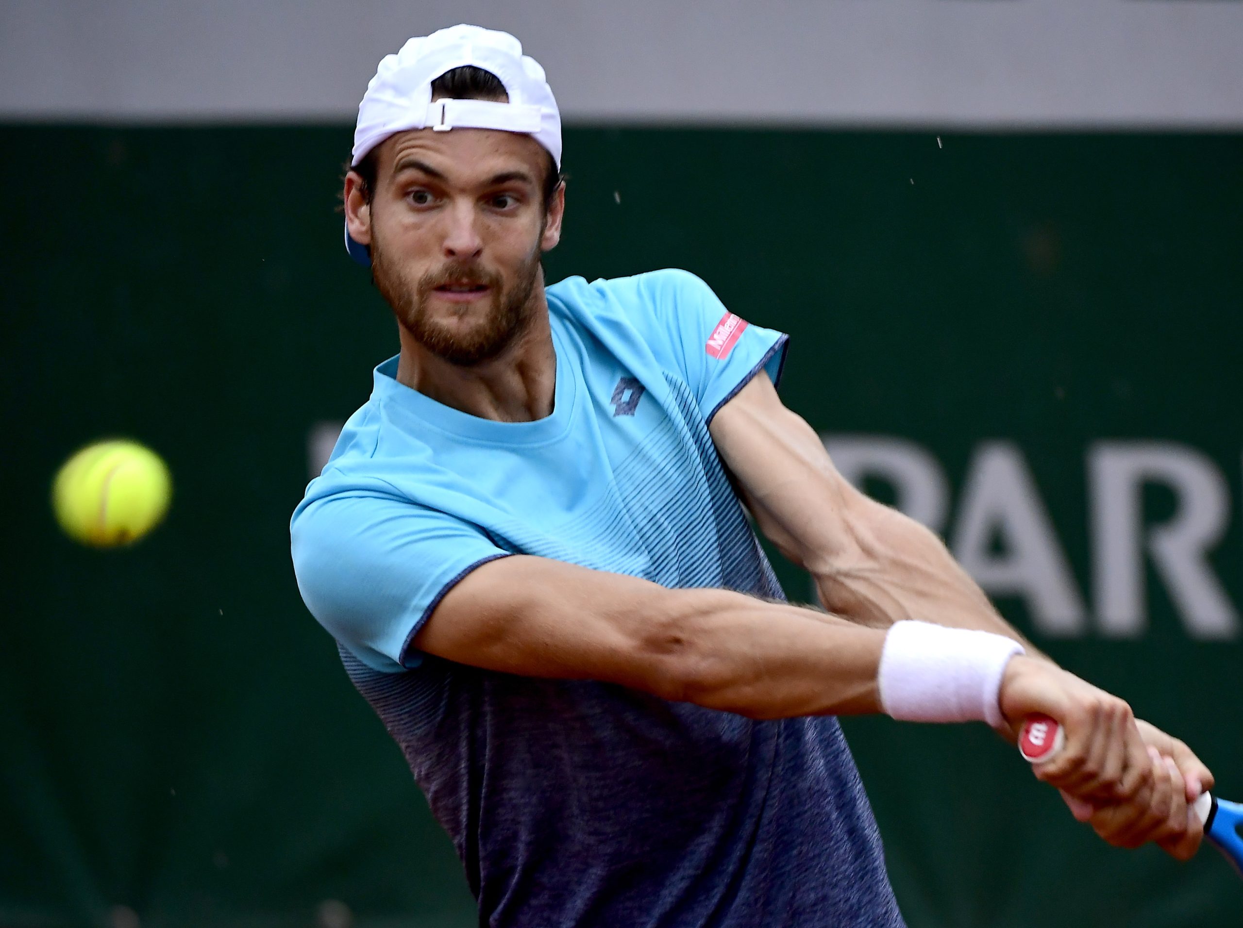Ténis: João Sousa eliminado na terceira ronda de pares de Roland Garros